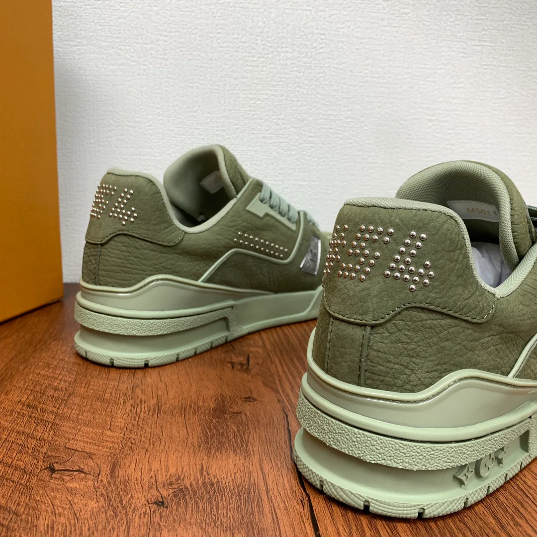 Кроссовки Мужские Louis Vuitton 5892118