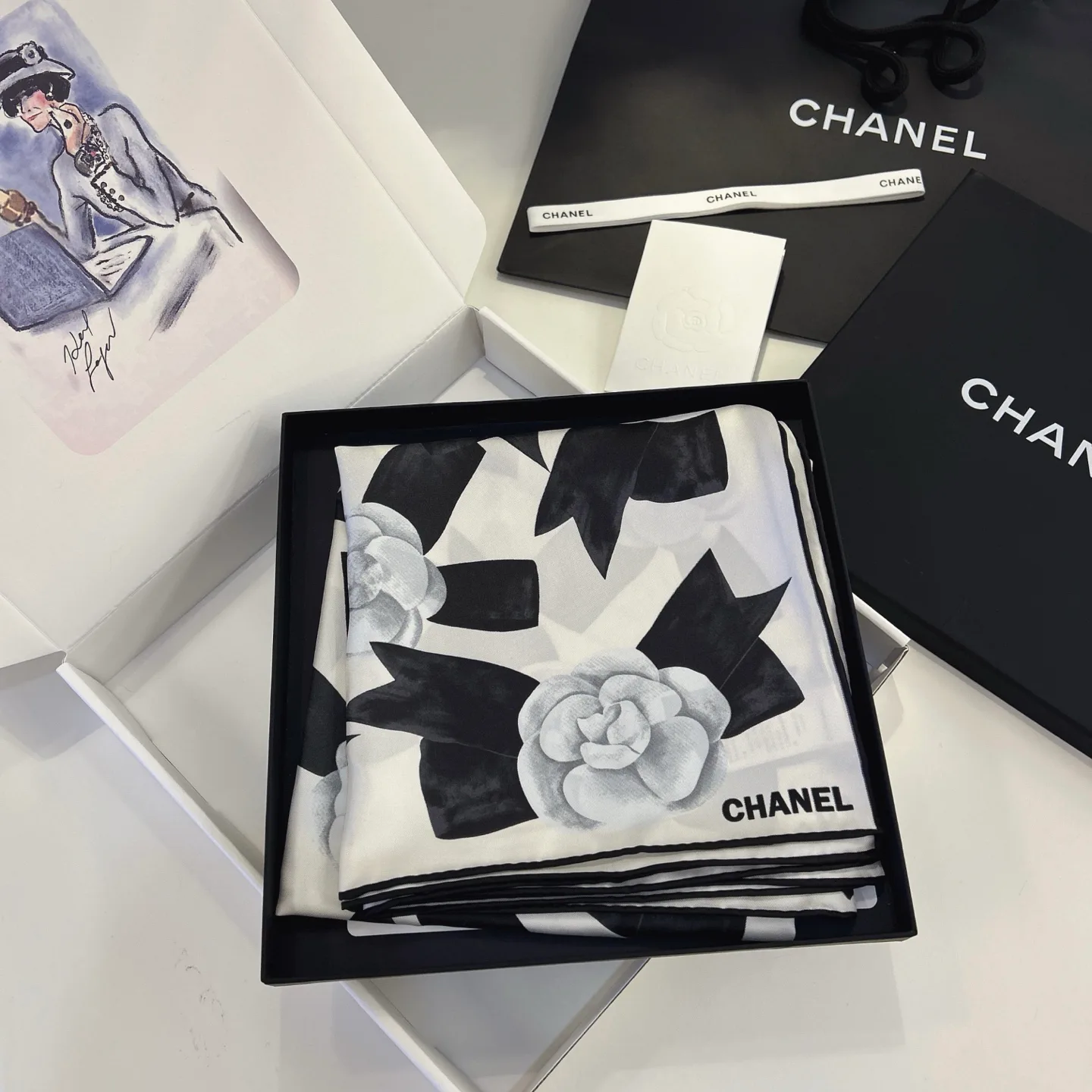 Платки Chanel 11662688