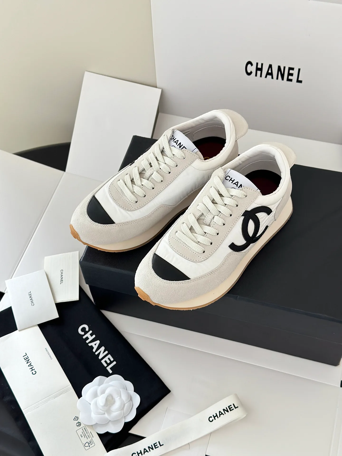 Кроссовки Женские Chanel 11616735