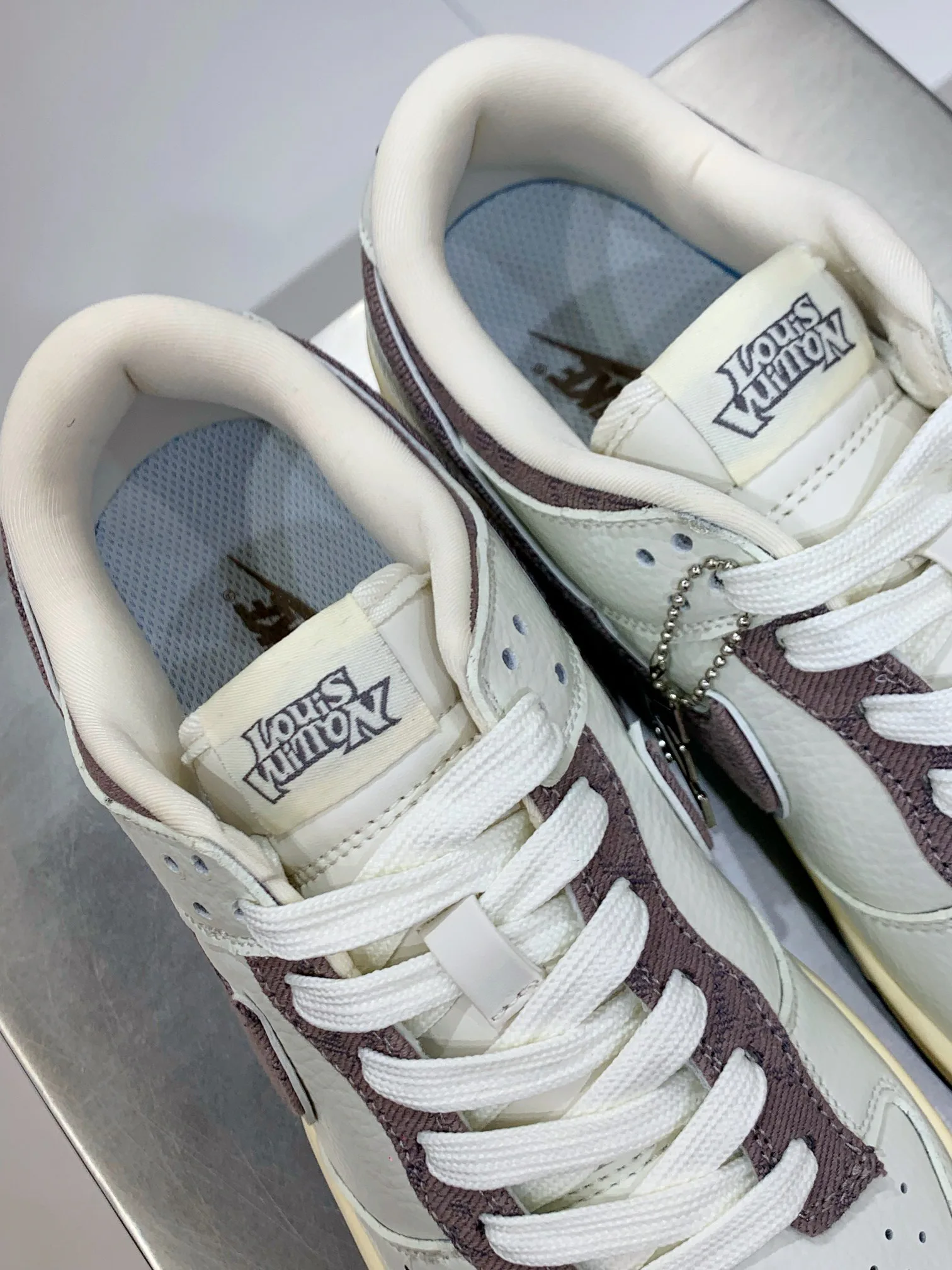 Кроссовки Женские Nike 34111