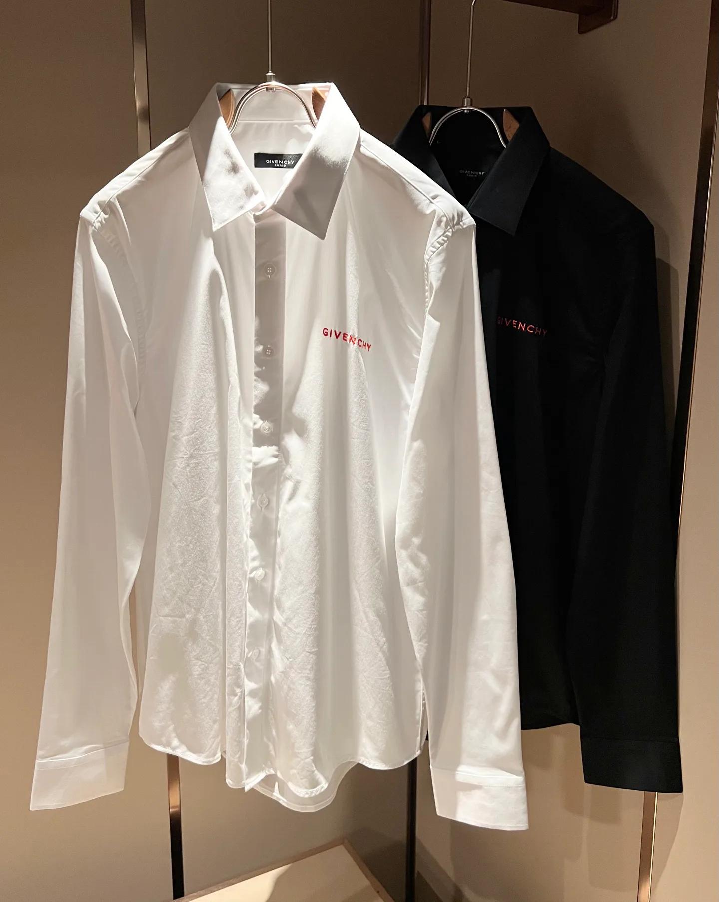 Рубашки Мужские Givenchy 18446383