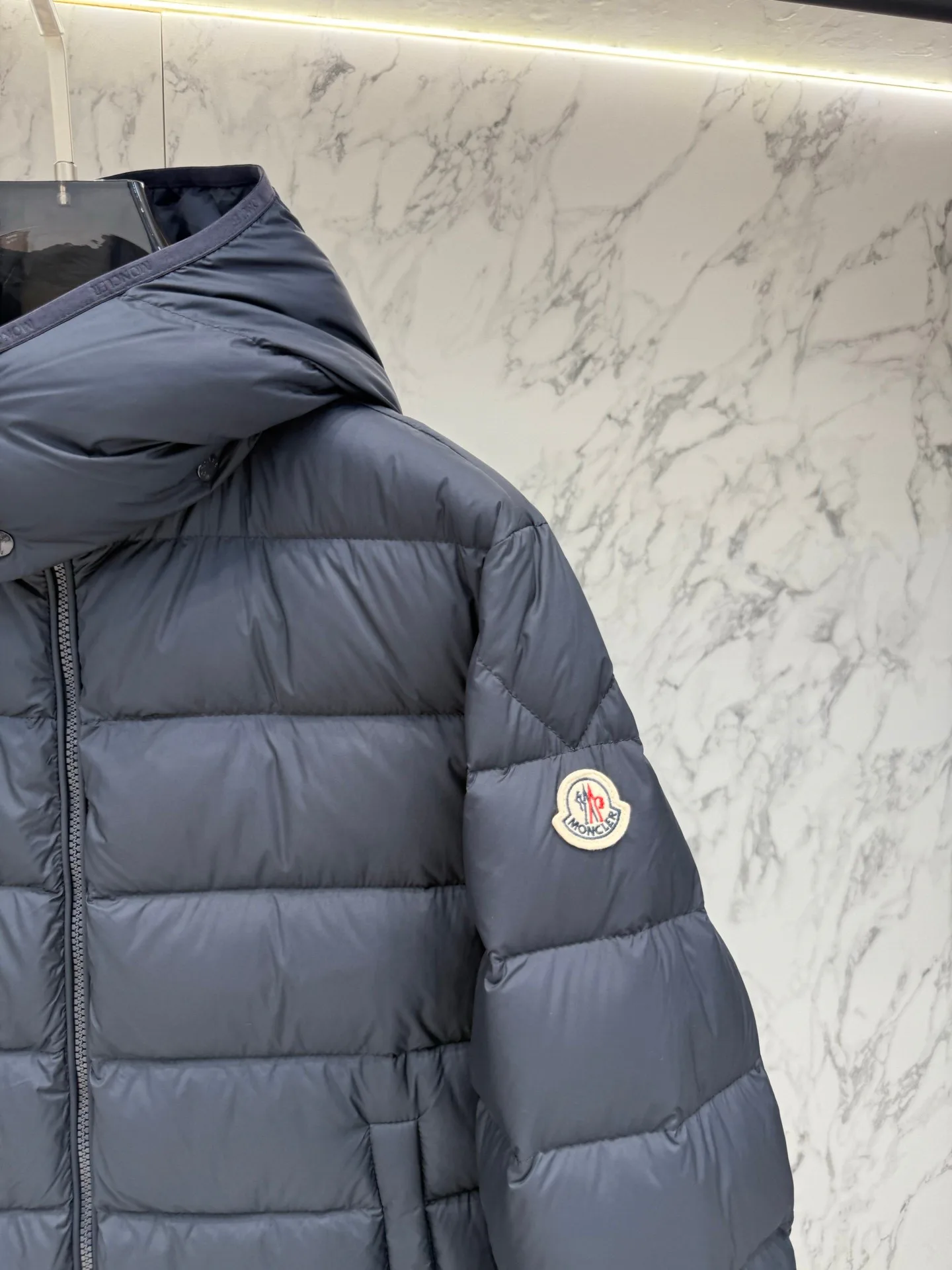 Куртки И Пуховики Женские Moncler 18129801