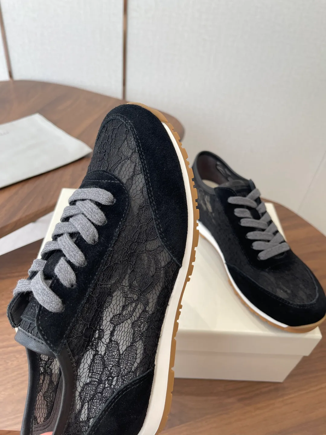 Кроссовки Женские Brunello Cucinelli 11843519