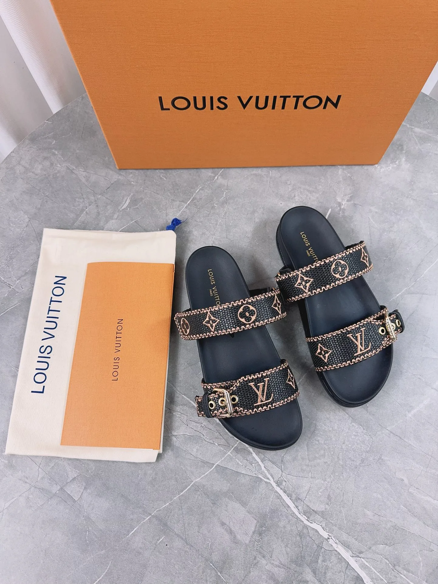 Сандалии Женские Louis Vuitton 12156555