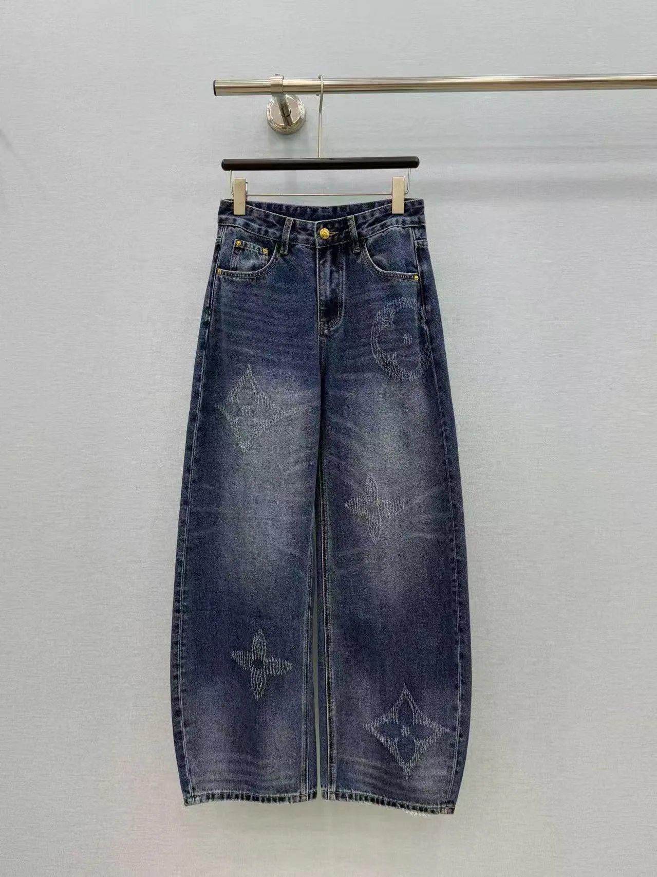 Джинсы Женские Louis Vuitton 17926275