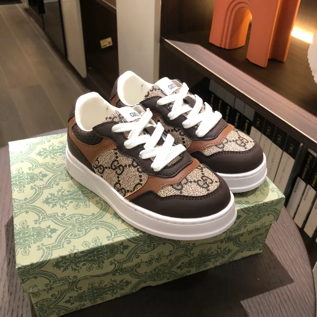 Кроссовки Женские Gucci 18445136