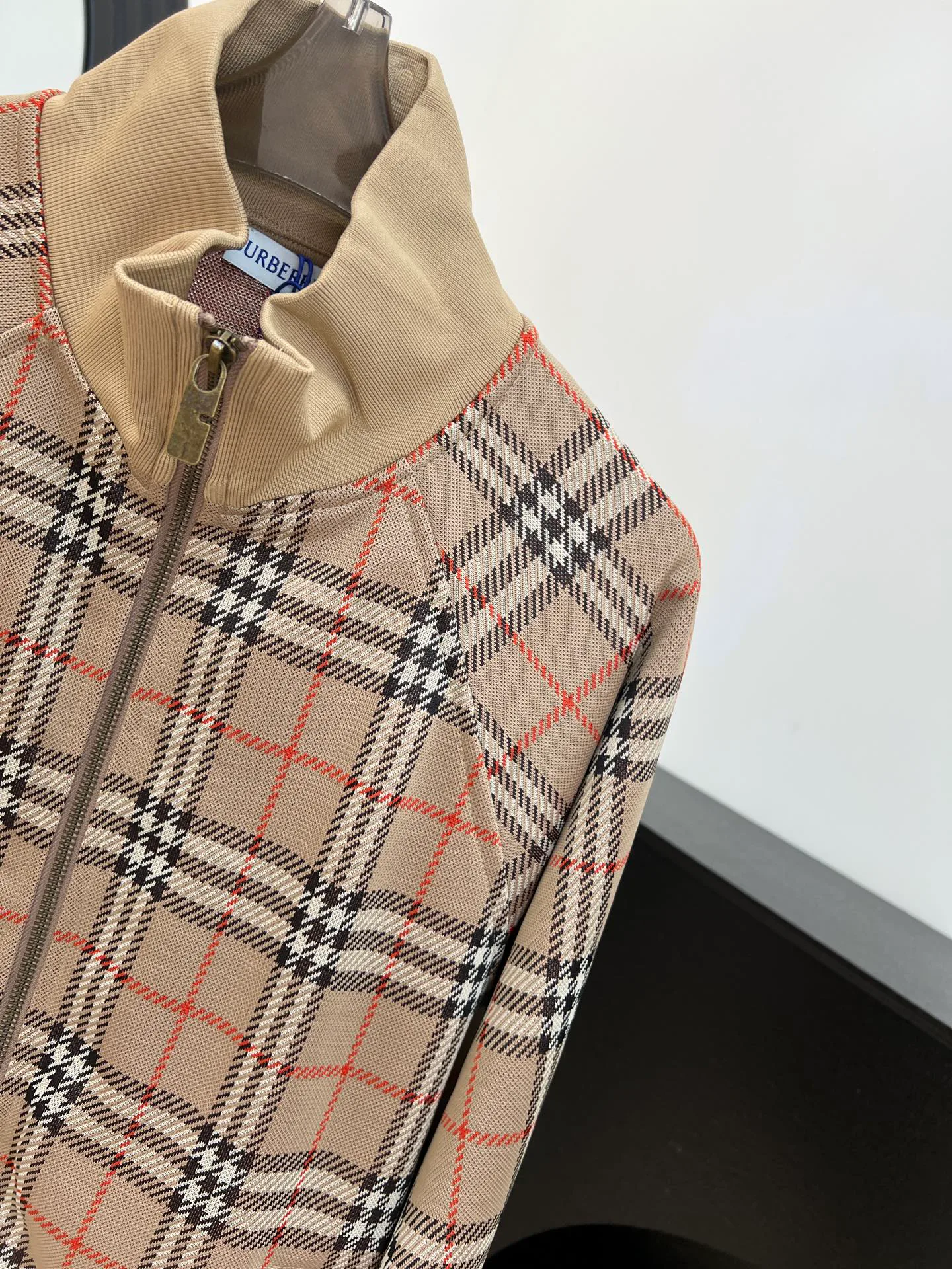 Куртки Мужские Burberry 240212