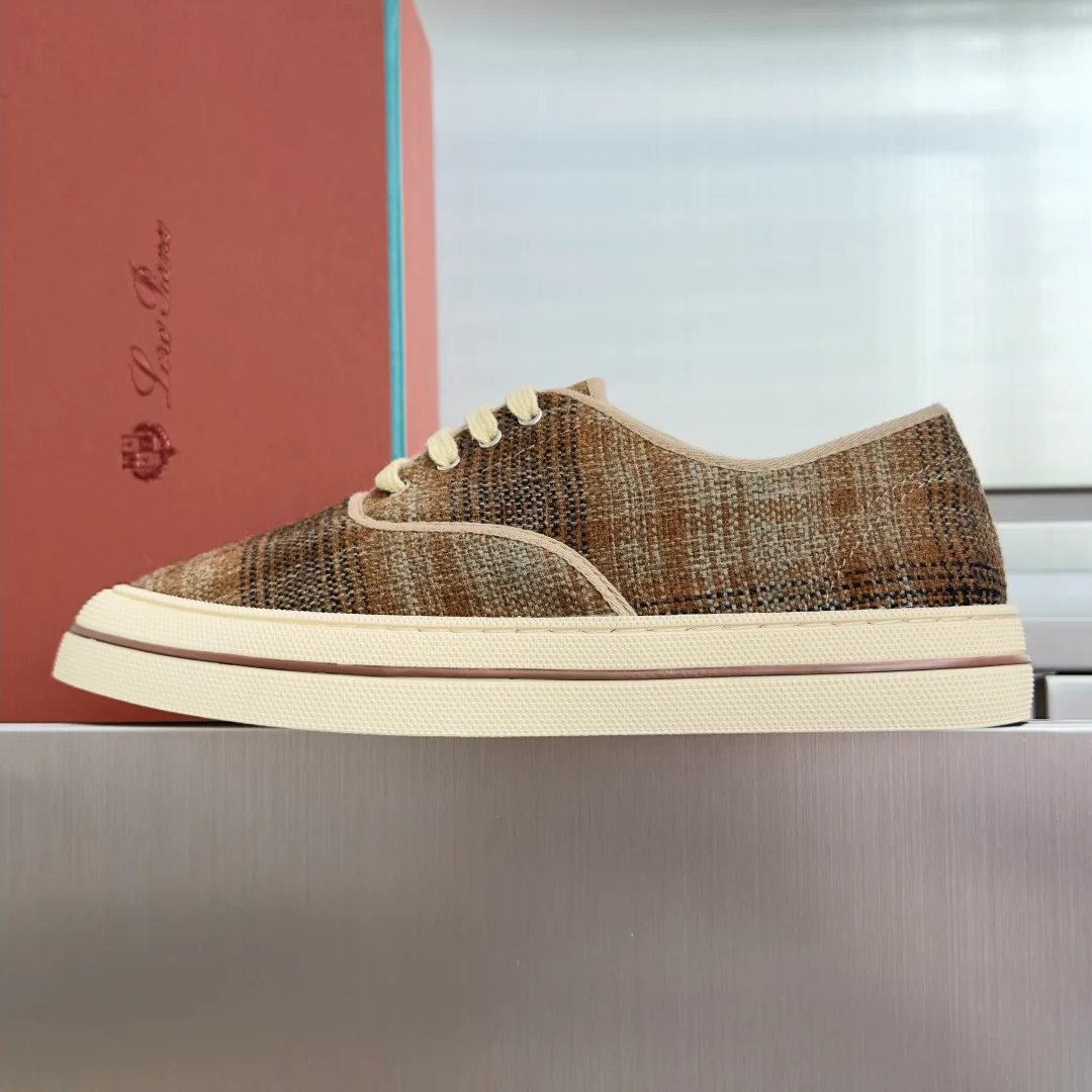 Кроссовки Женские Loro Piana 18092937