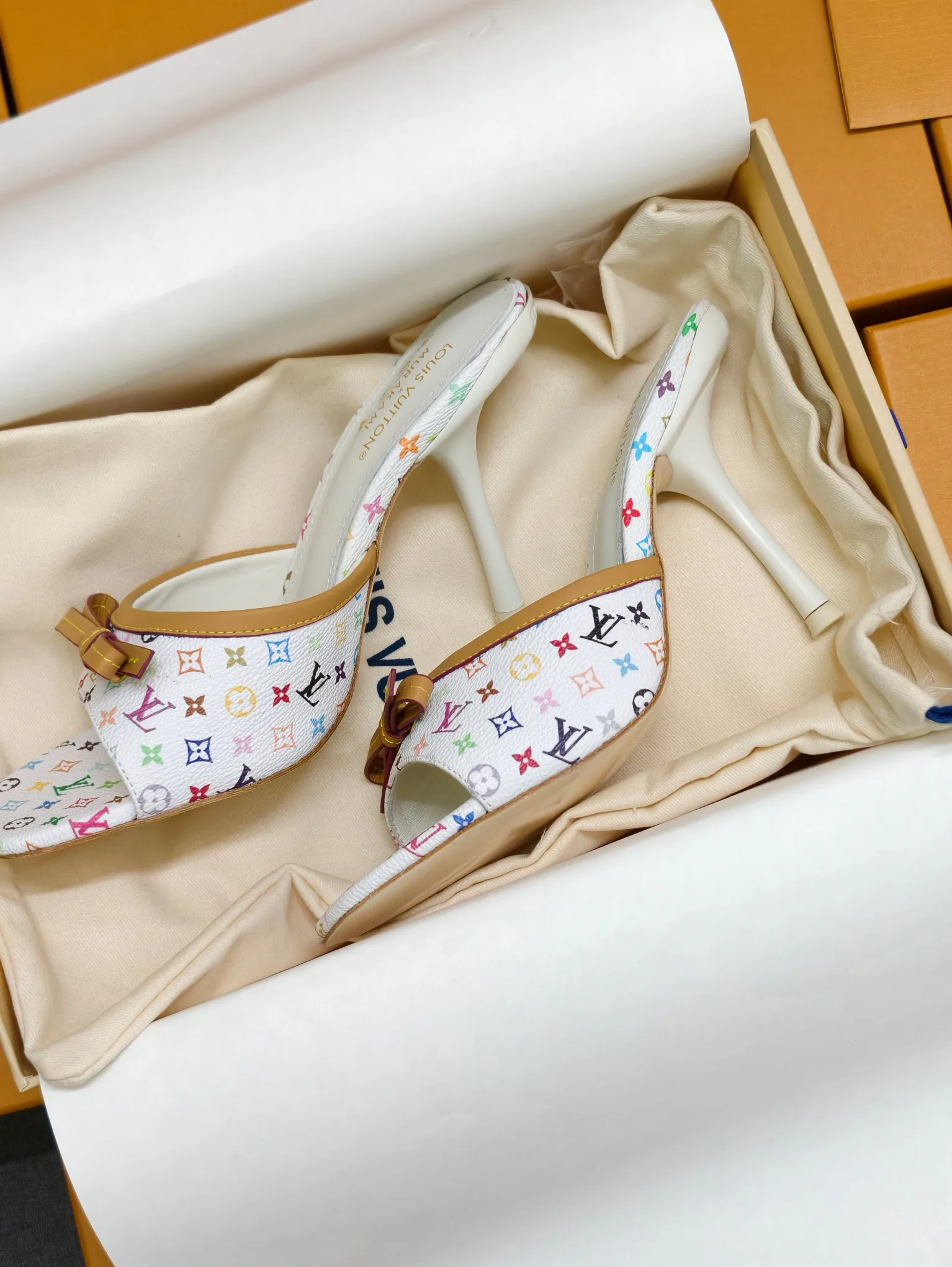 Сандалии Женские Louis Vuitton 10236804