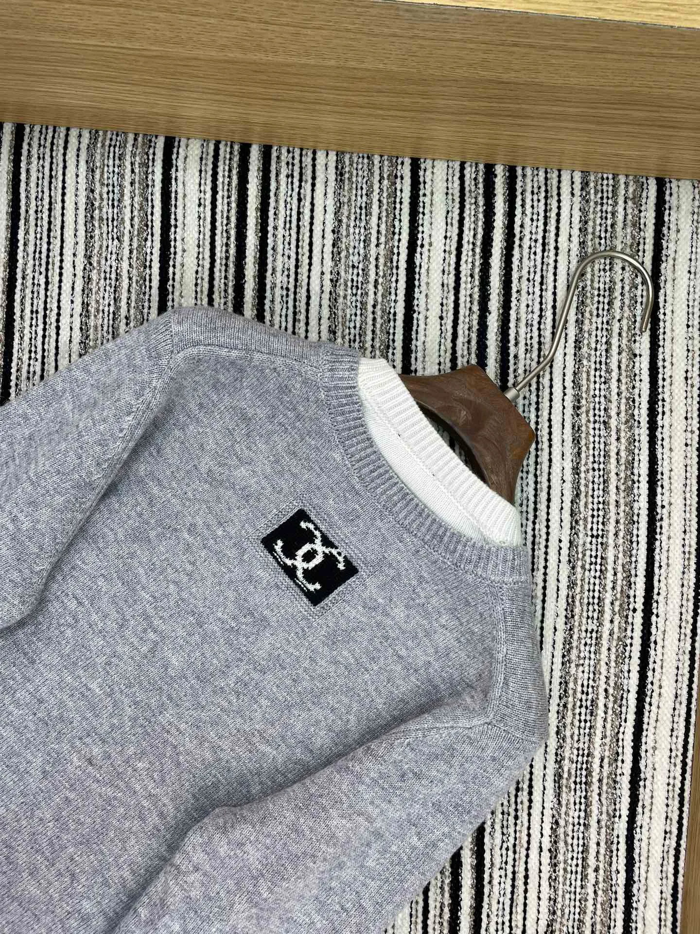 Джемперы И Свитеры Женские Chanel 2627081
