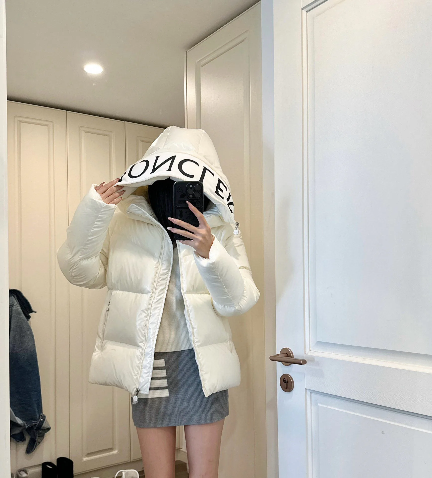 Куртки И Пуховики Женские Moncler 3834638