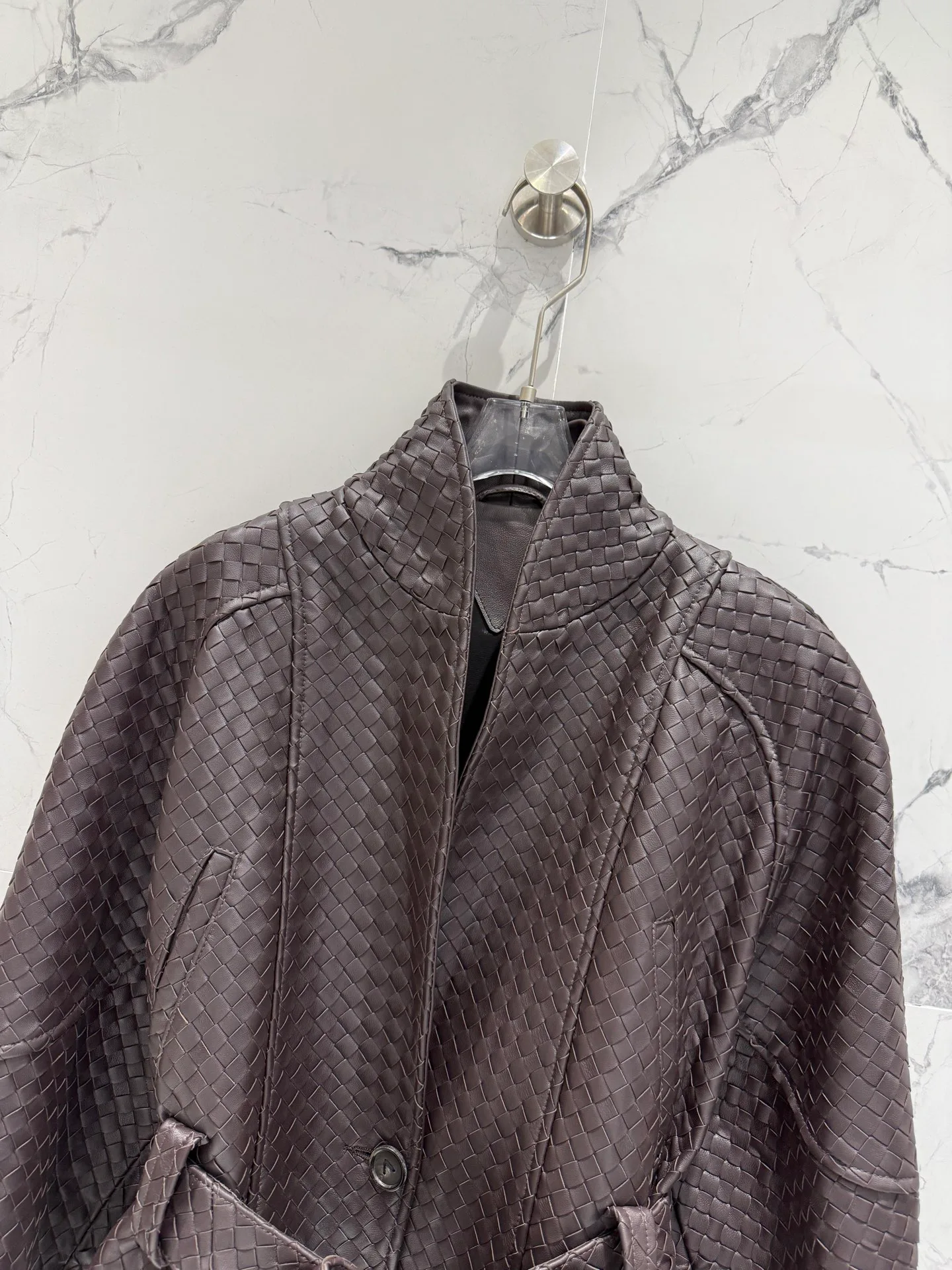 Кожаные Куртки И Дублёнки Женские Bottega Veneta 18083011