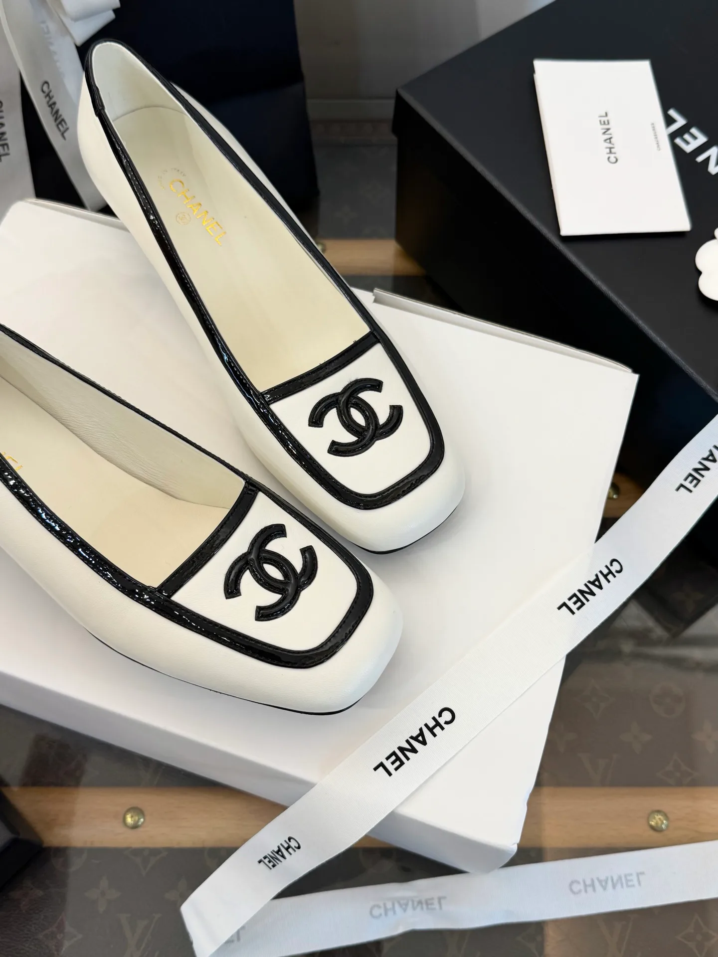 Туфли Женские Chanel 18006456
