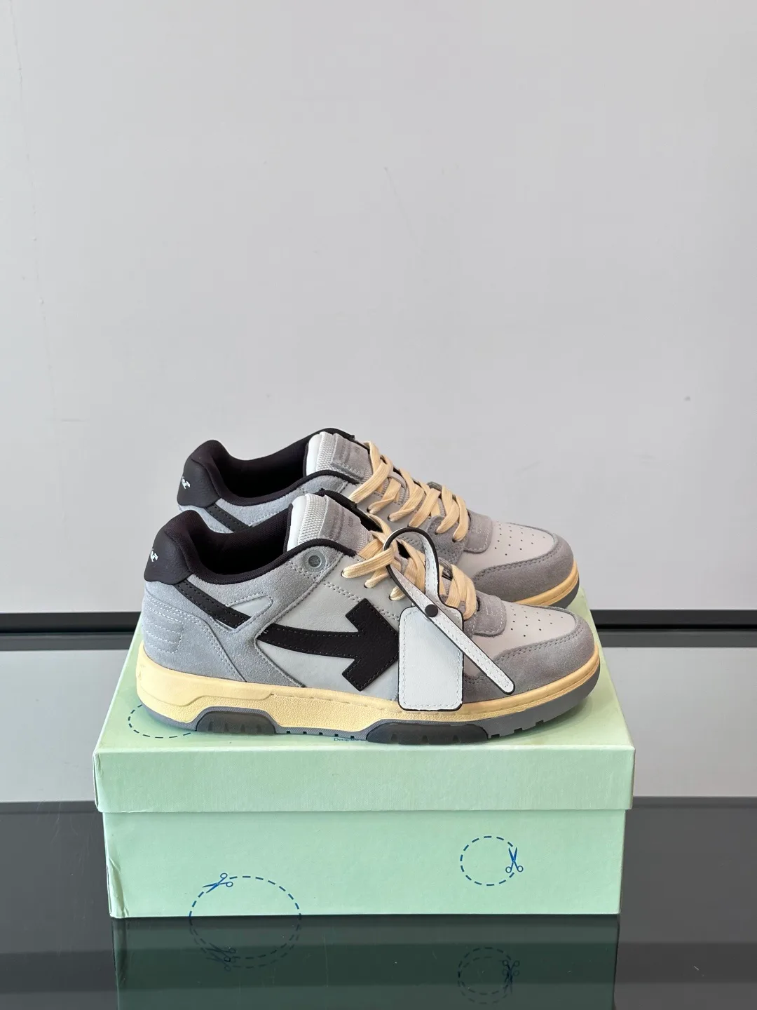 Кроссовки Женские Off-White 1142178