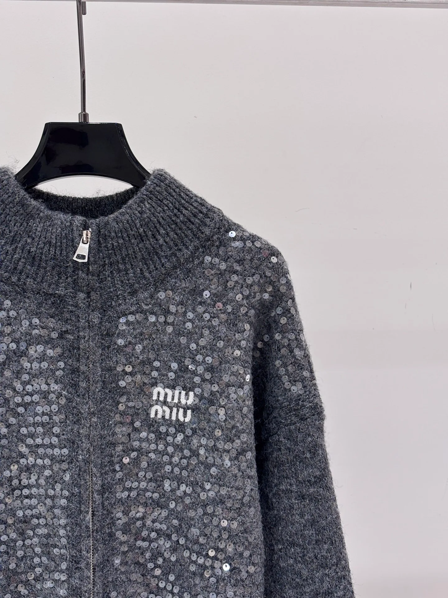 Джемперы И Свитеры Женские Miu Miu 18779033