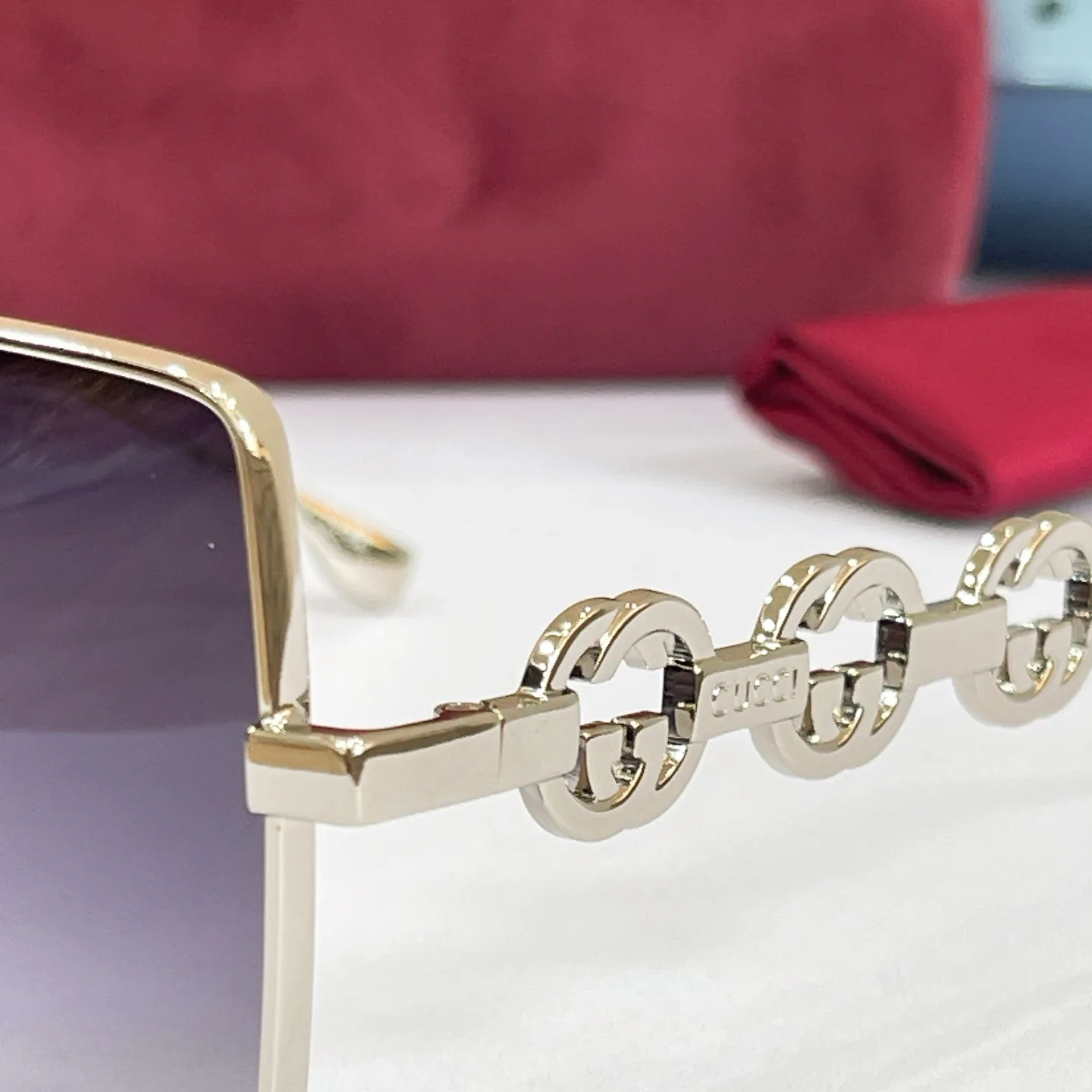 Очки Gucci 17495928