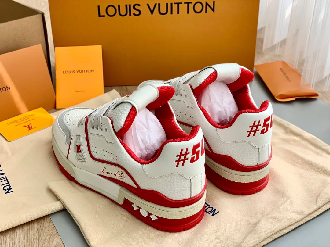 Кроссовки Женские Louis Vuitton 18014142