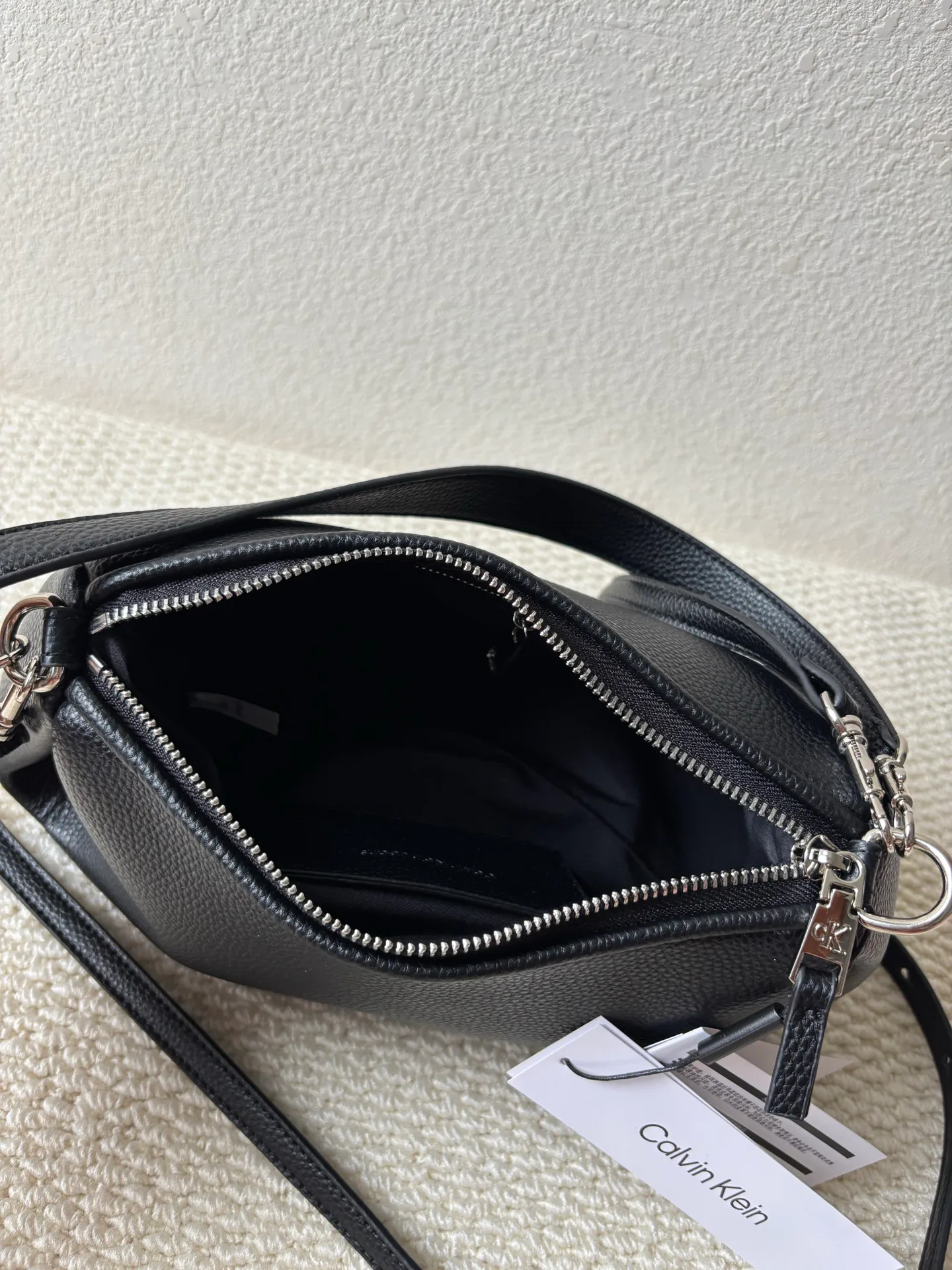 Сумки На Ремне Женские Calvin Klein 347327