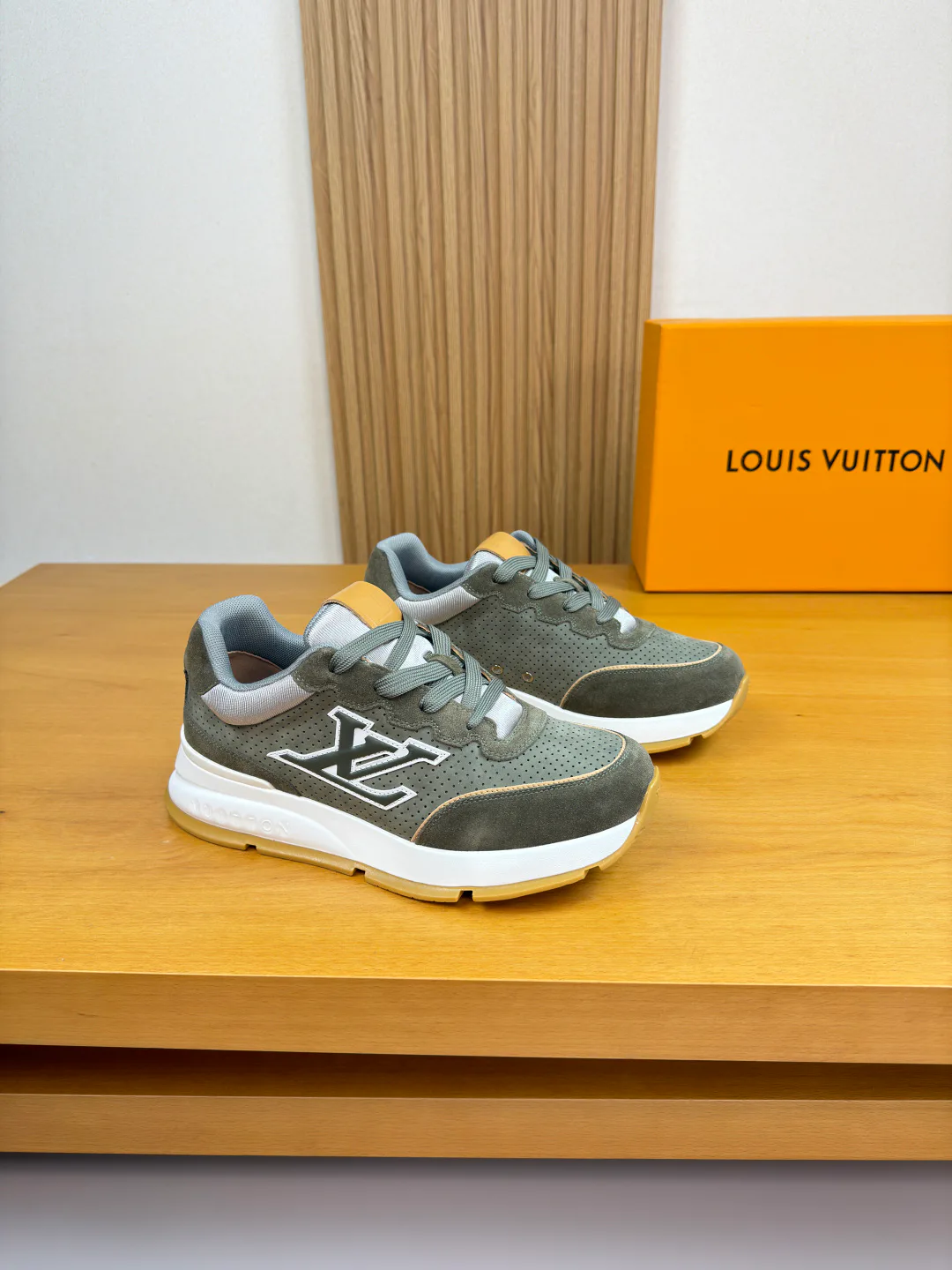 Туфли Женские Louis Vuitton 13194052