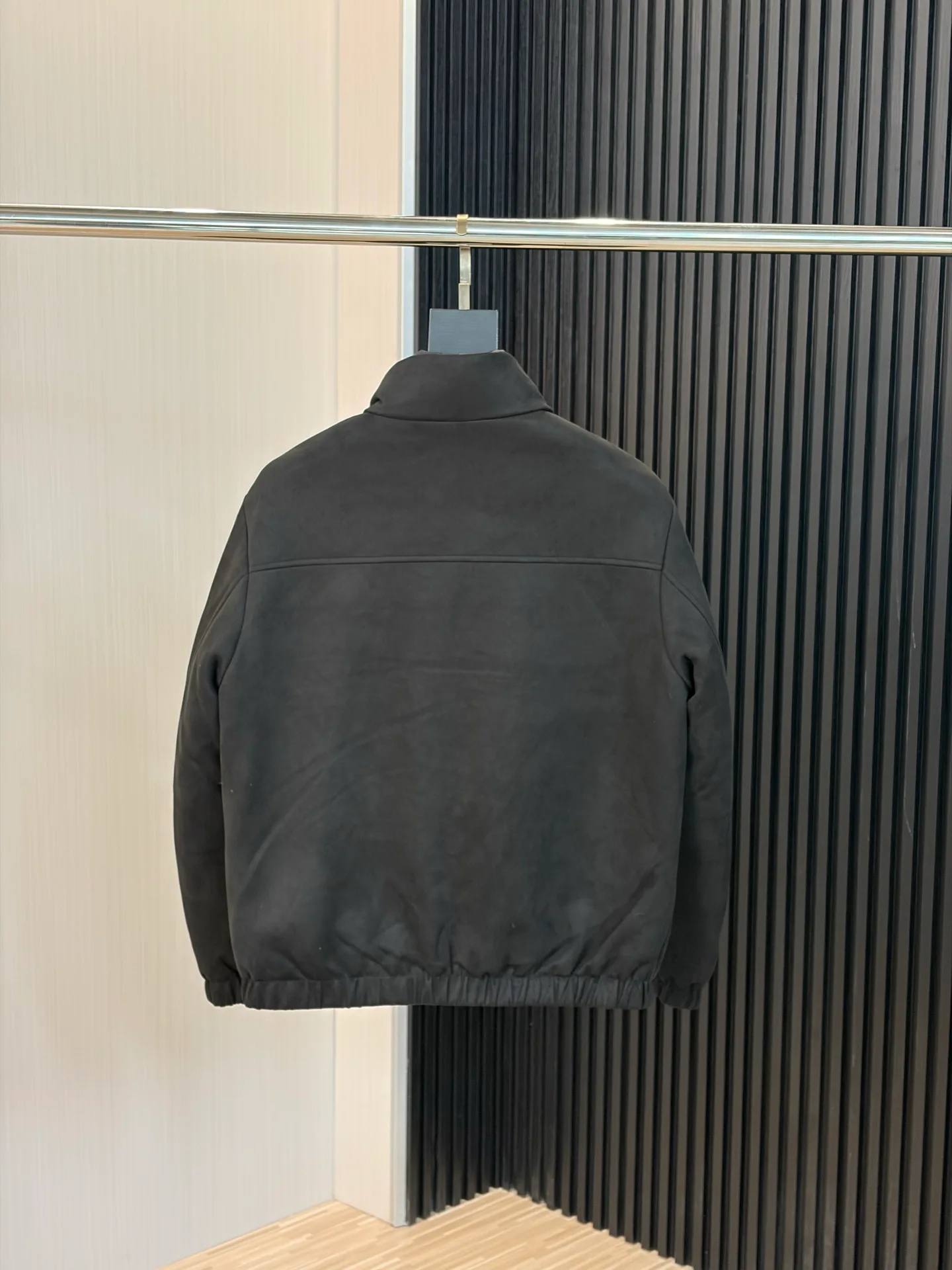 Куртки И Пуховики Женские Moncler 18188486