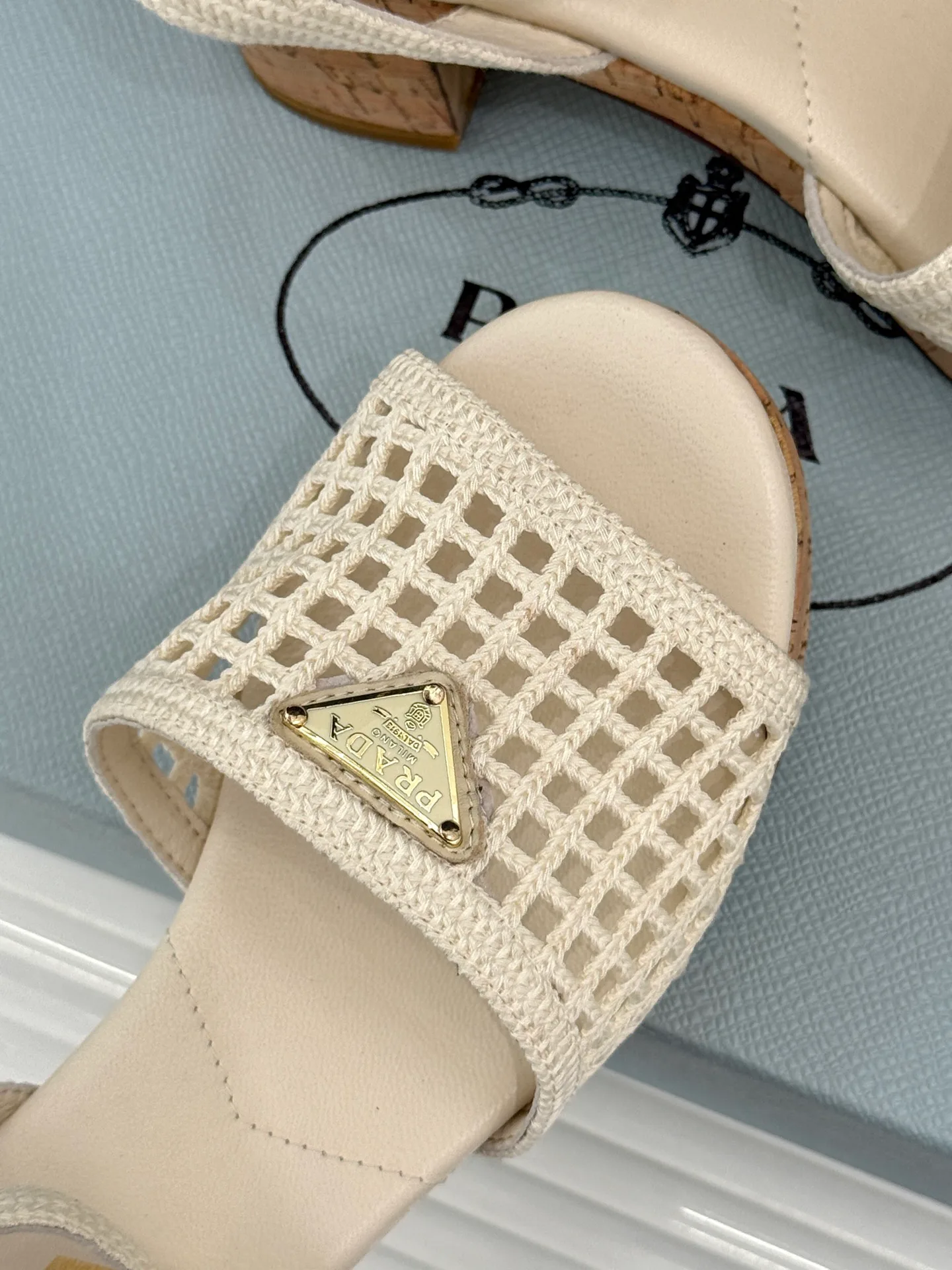 Босоножки Женские Prada 17467512