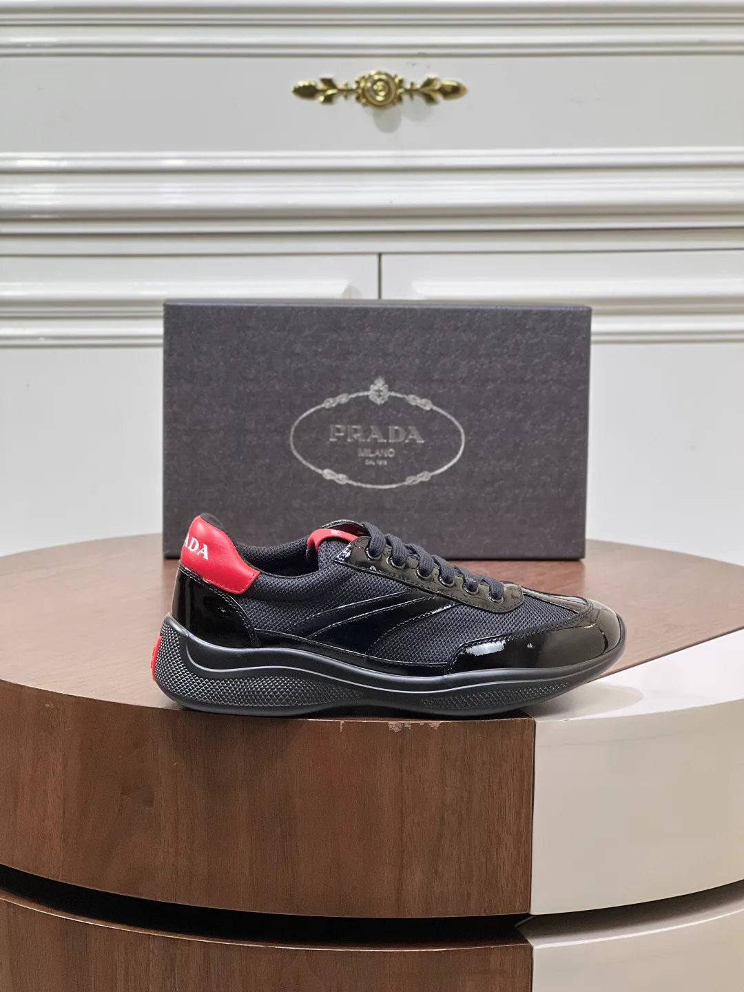 Кроссовки Женские Prada 17682038