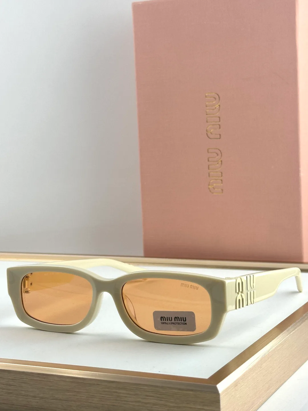 Очки Miu Miu 12959394