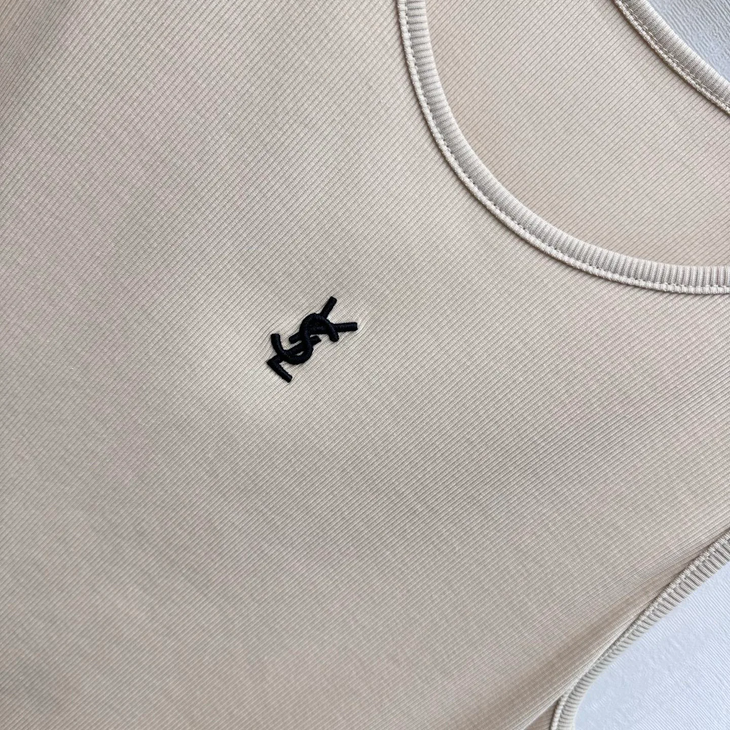 Топы Женские Saint Laurent 13467759