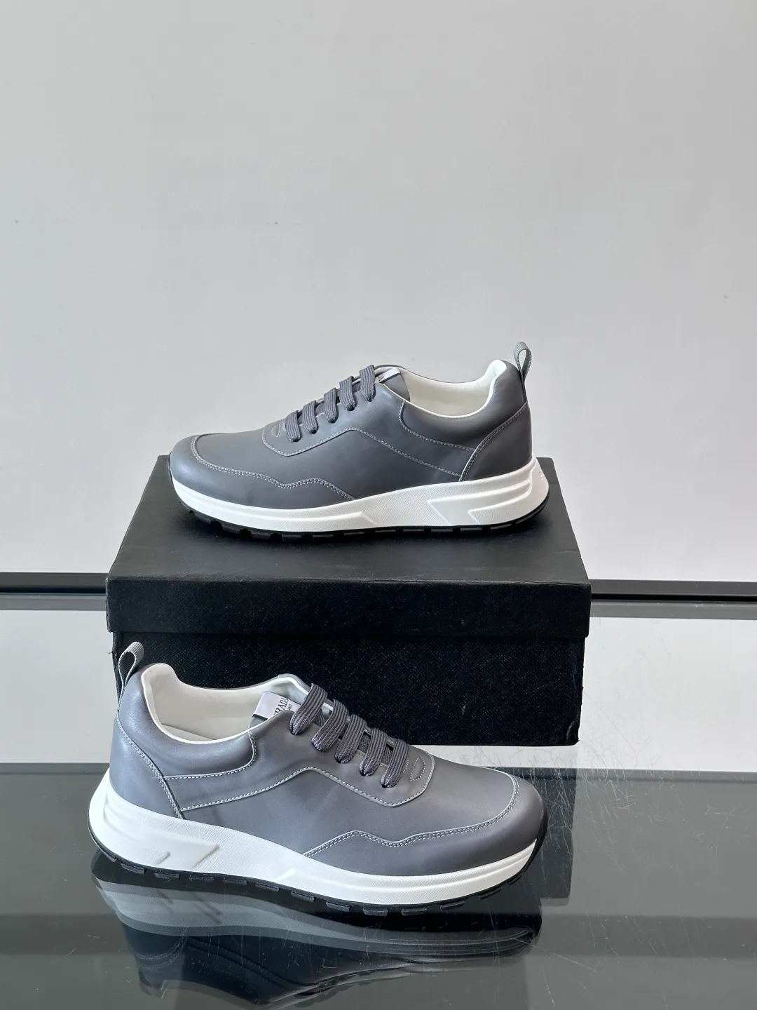 Кроссовки Мужские Prada 17349447