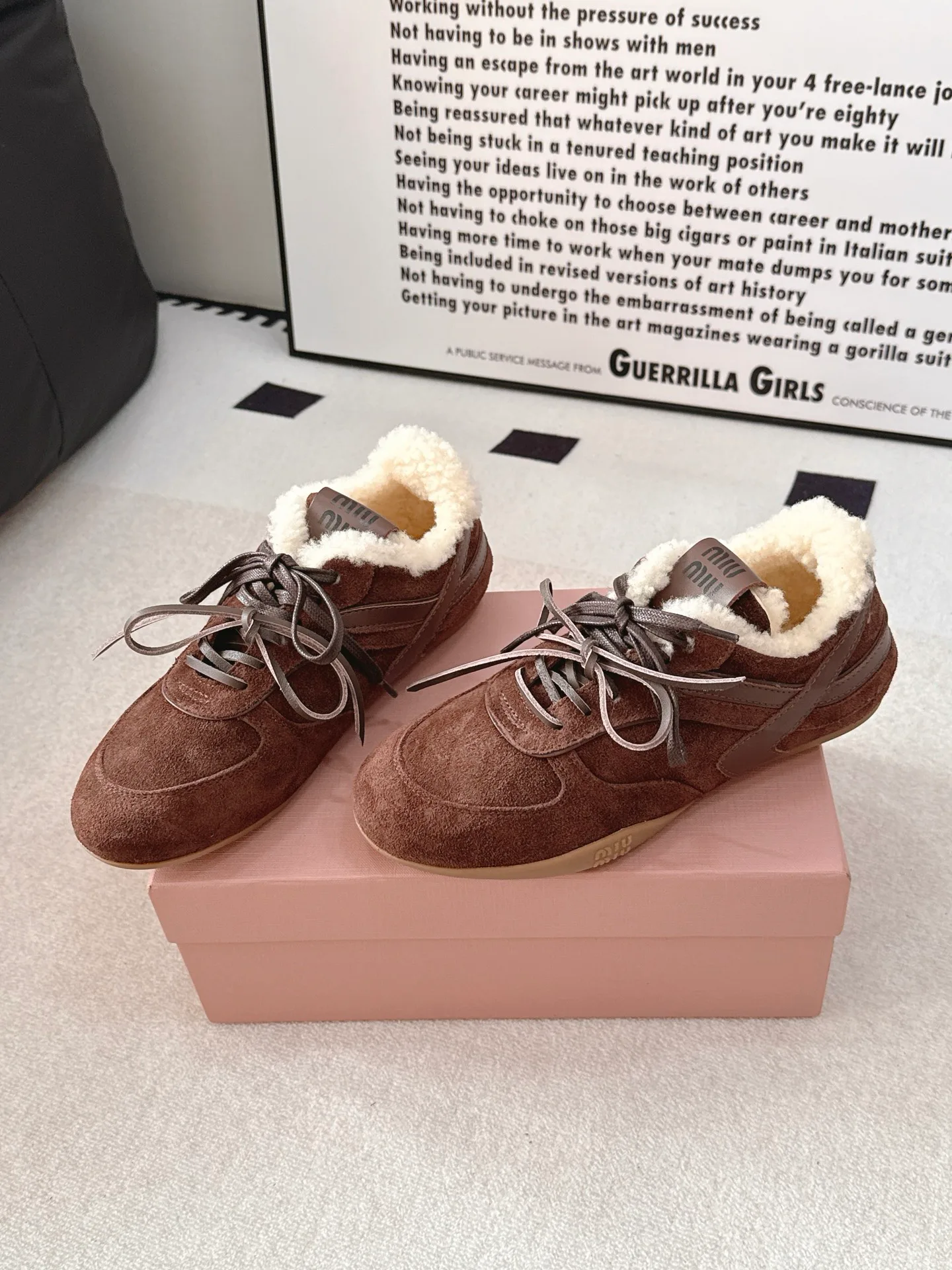 Кроссовки Женские Miu Miu 19729528
