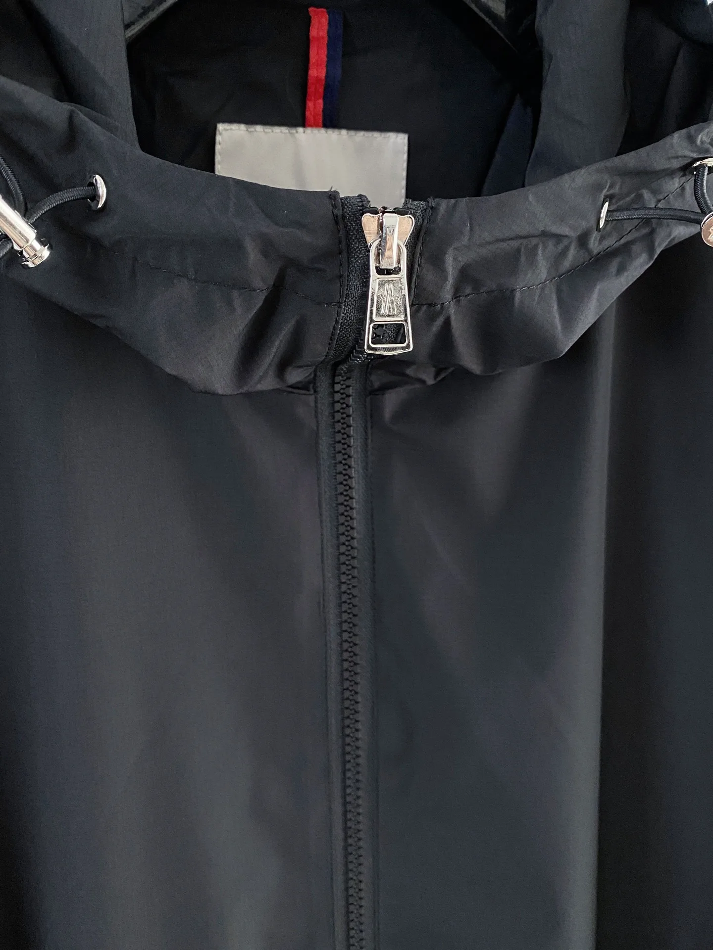 Куртки И Пуховики Мужские Moncler 11584619