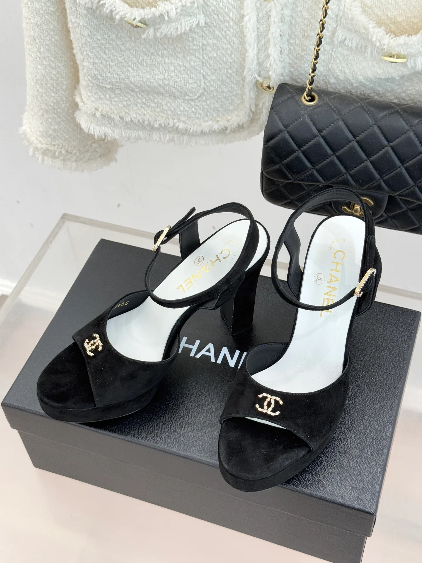 Босоножки Женские Chanel 11669296