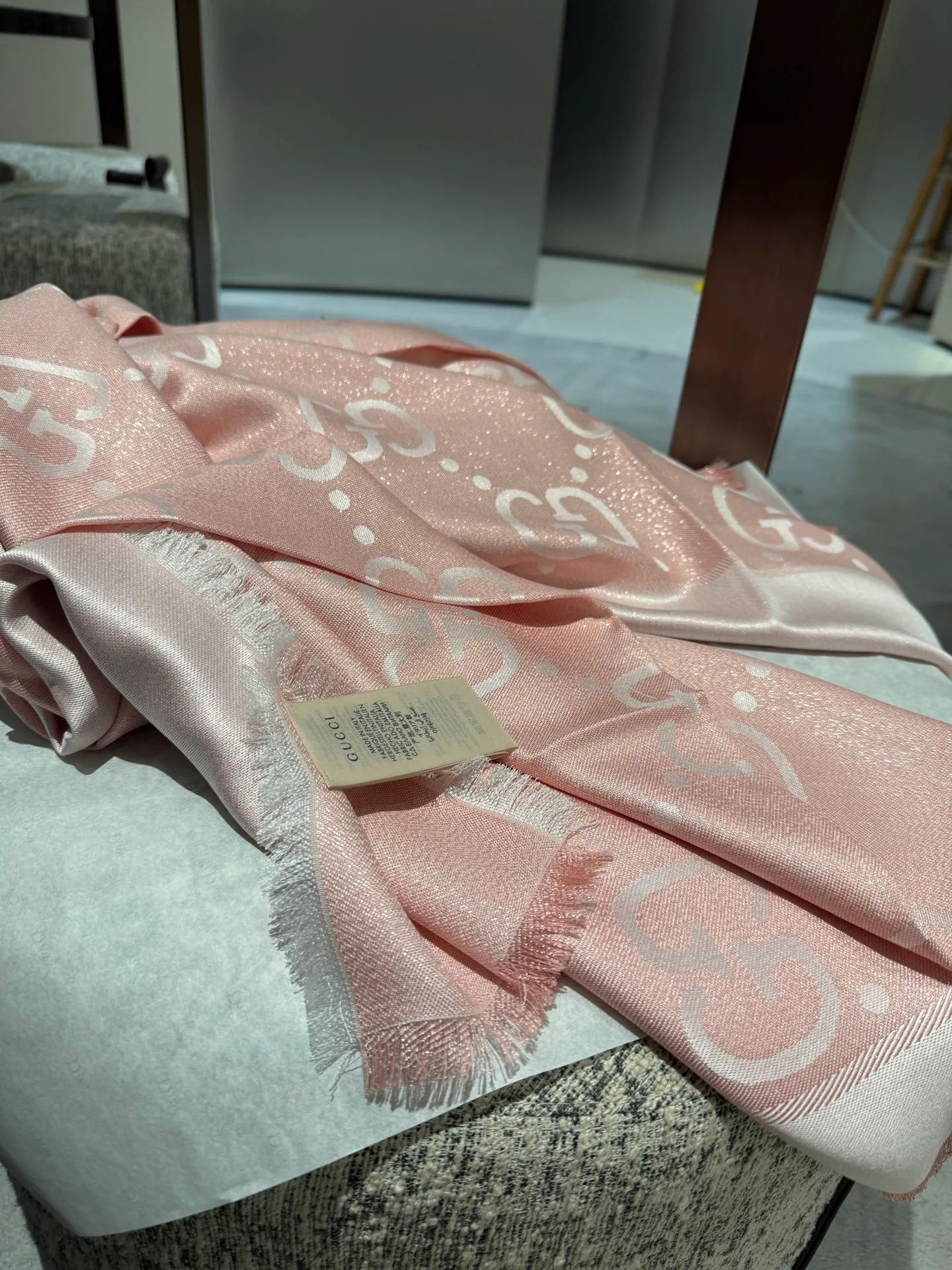 Шарфы Gucci 318375