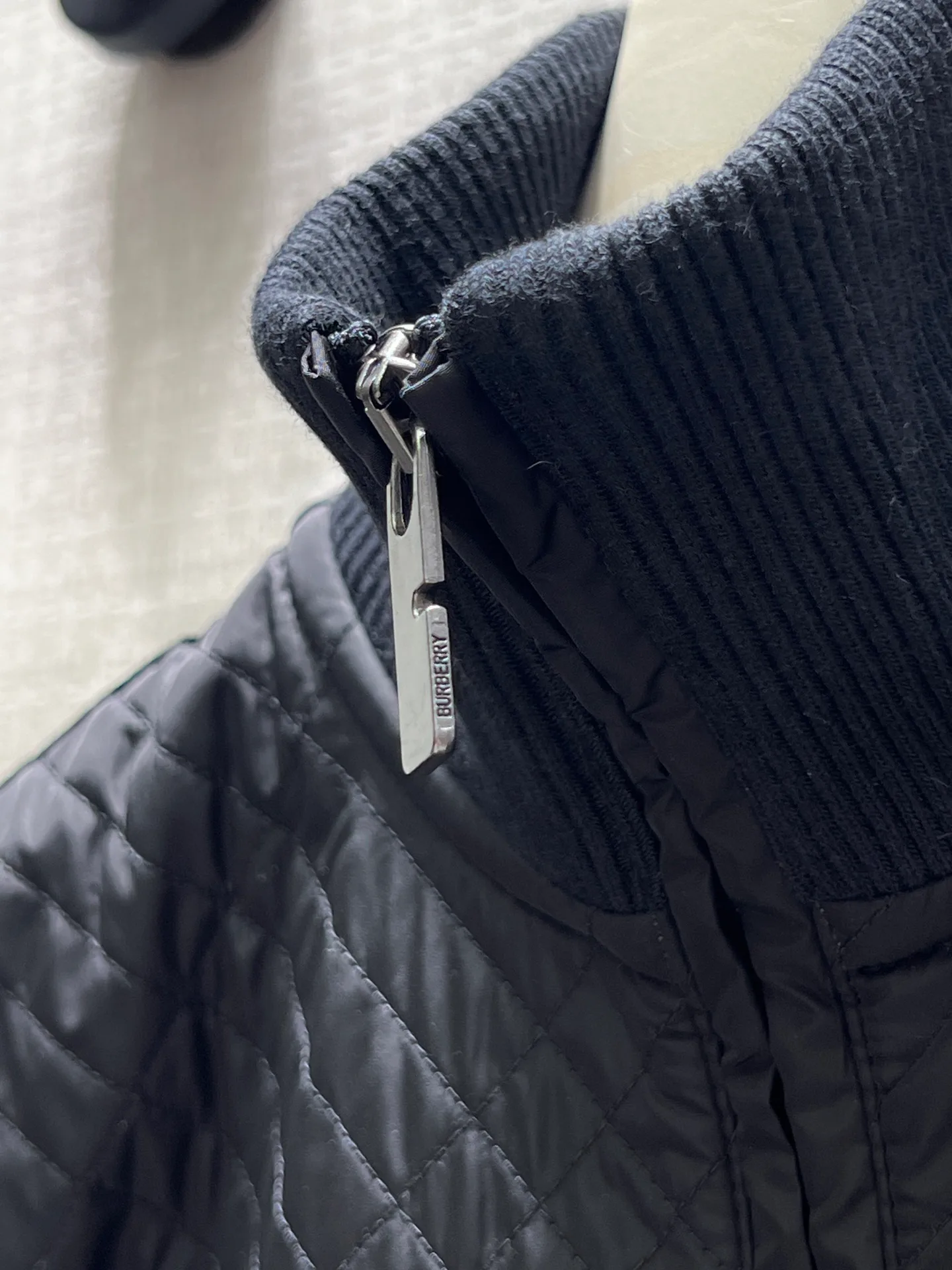Куртки И Пуховики Женские Burberry 19097378
