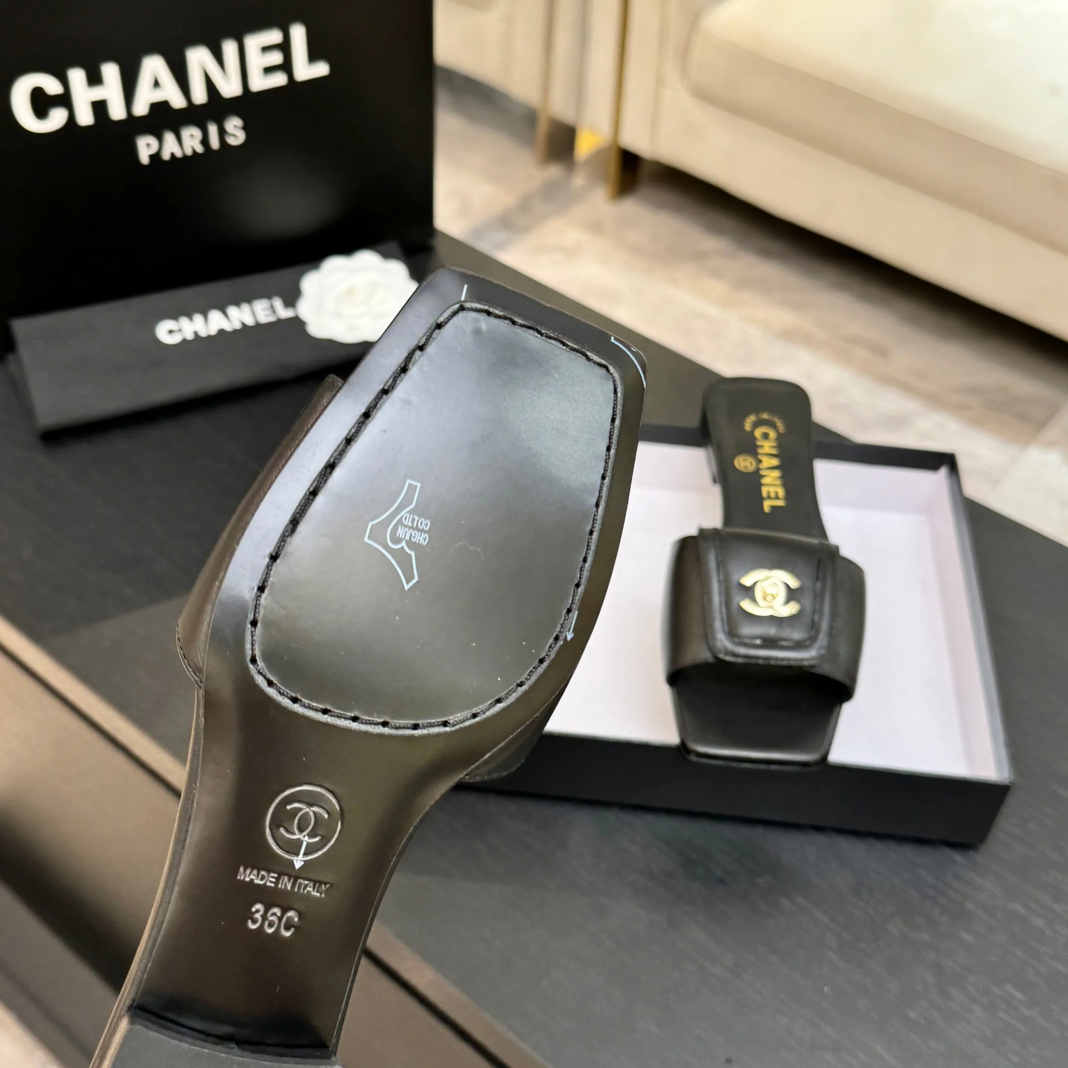 Шлепанцы Женские Chanel 11659008