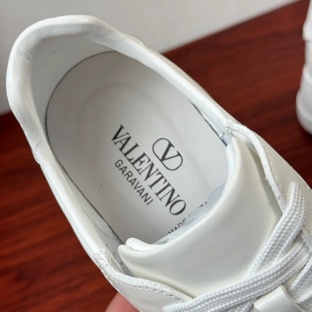 Кроссовки Мужские Valentino 13435982