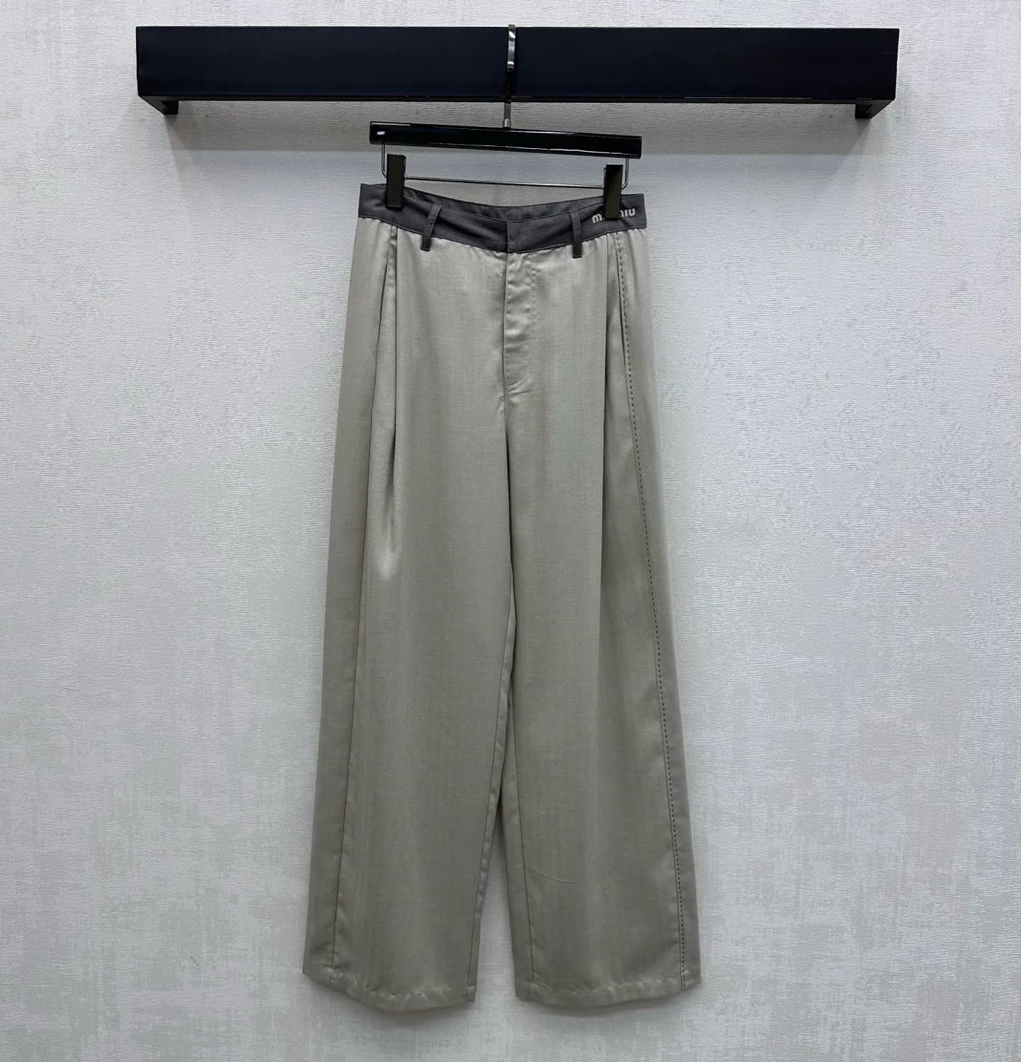 Брюки Женские Miu Miu 11890505