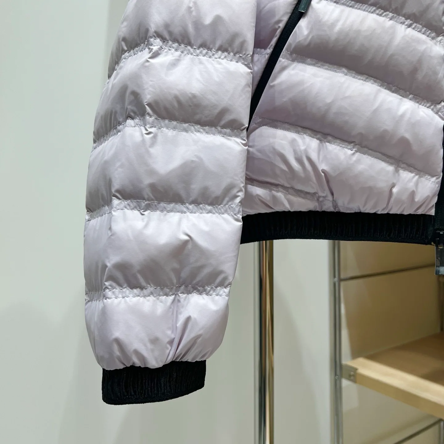 Куртки И Пуховики Женские Moncler 18001761