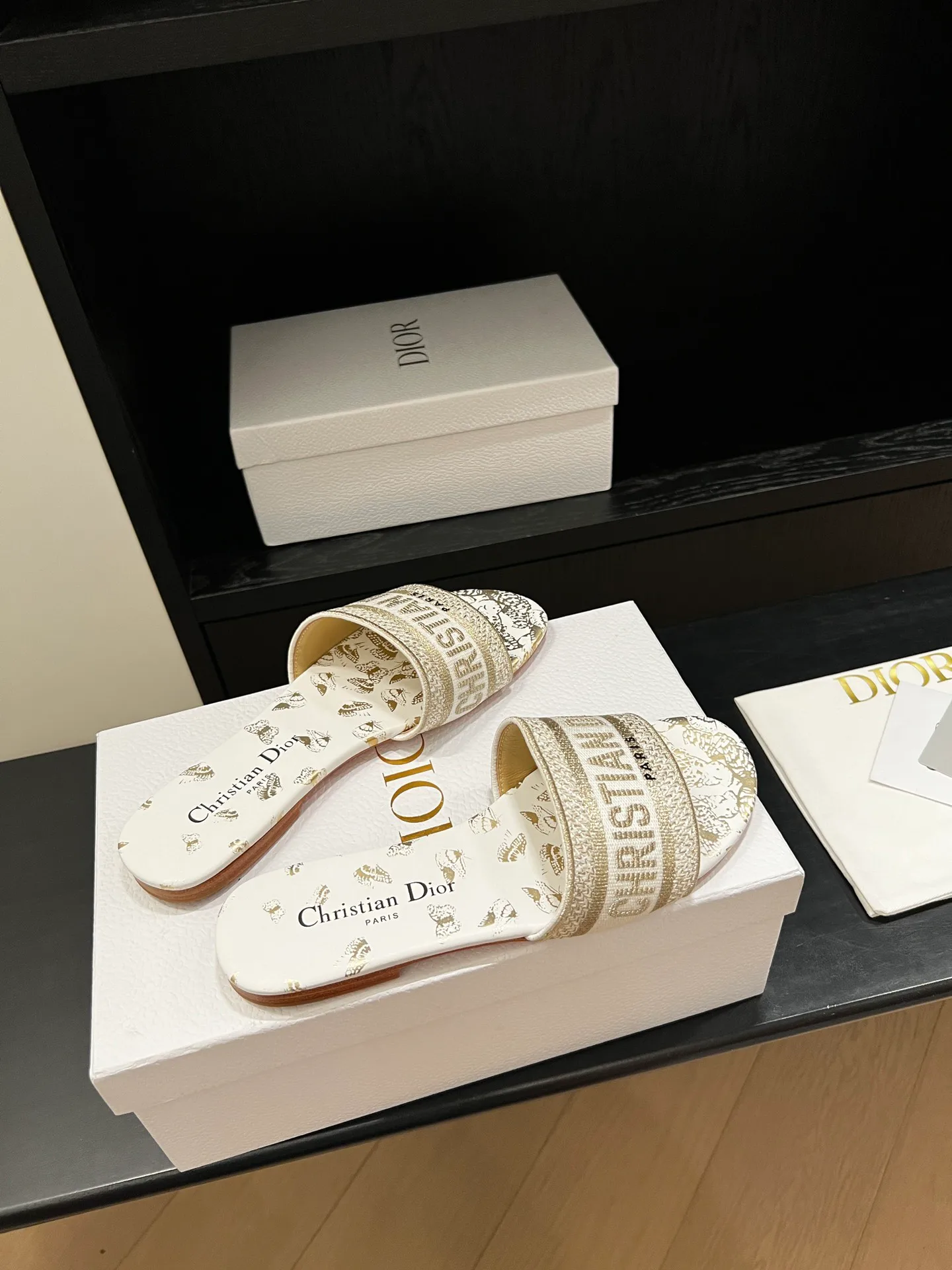 Шлепанцы Женские Christian Dior 11884671