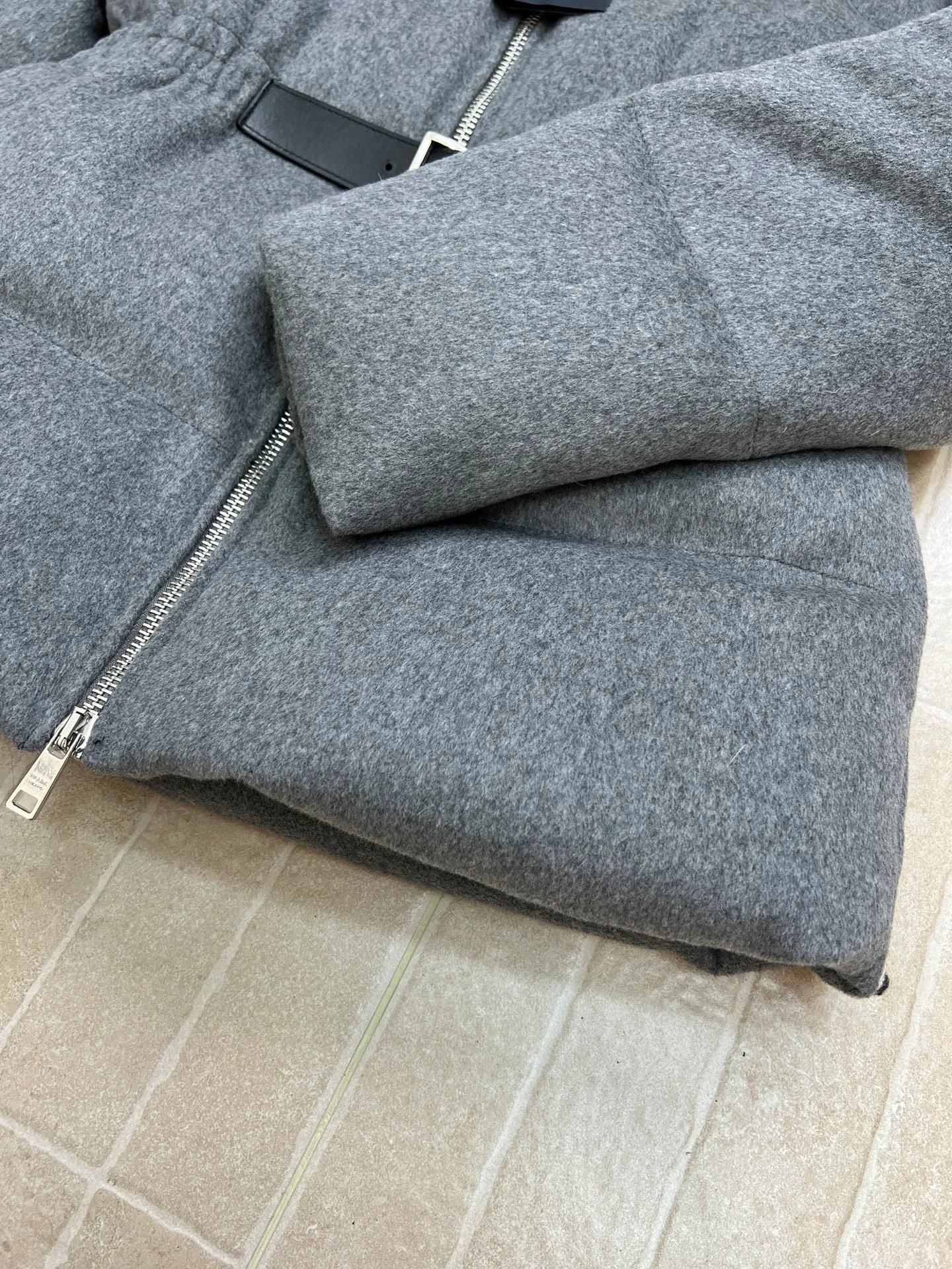 Куртки И Пуховики Женские Prada 389796