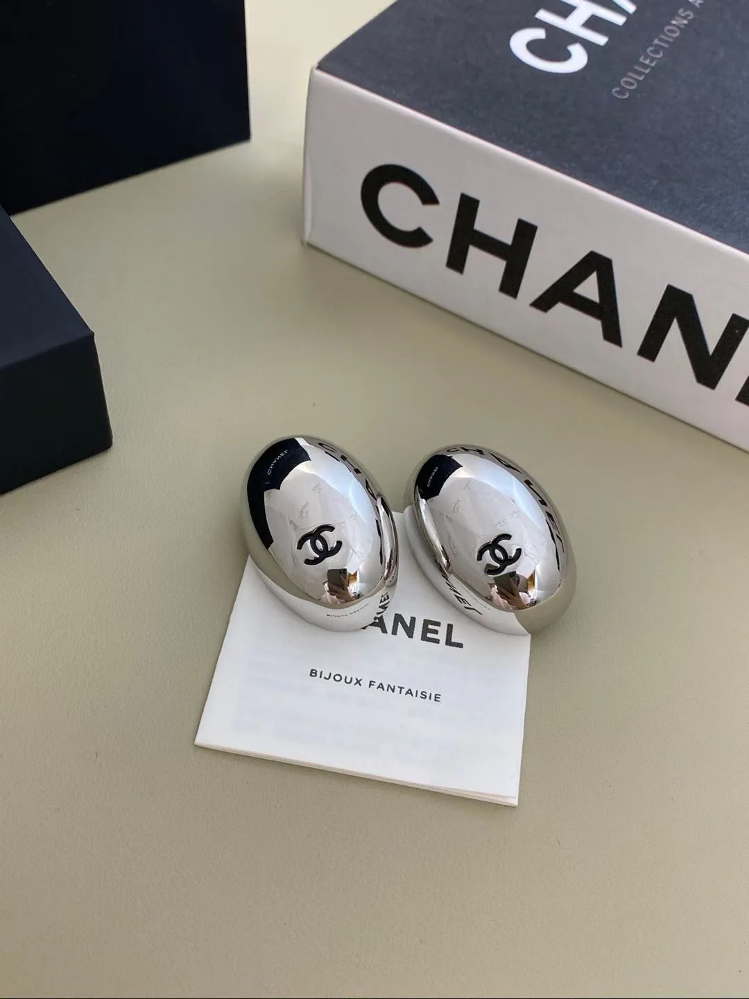 Бижутерия Chanel 11899949