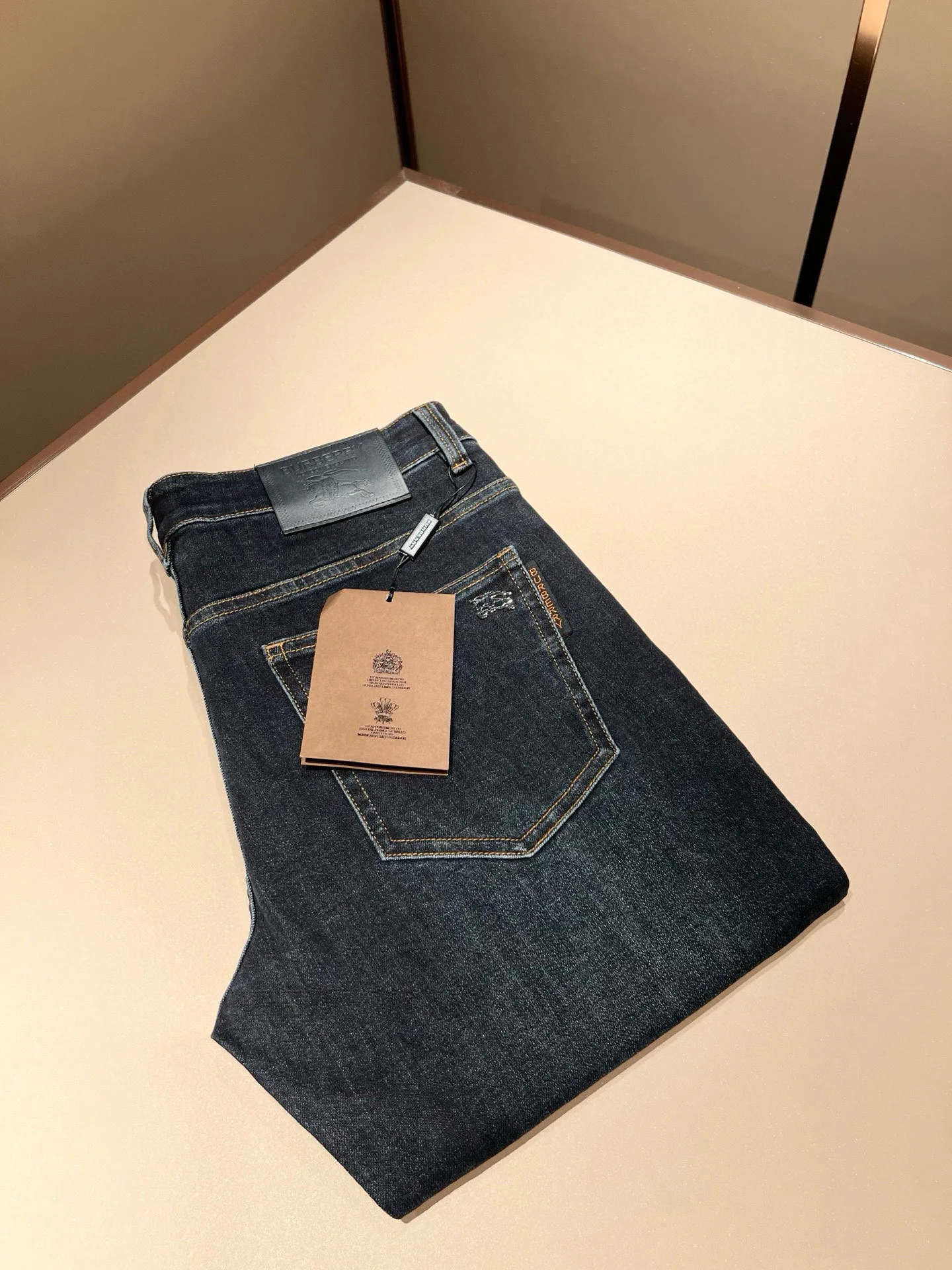Джинсы Мужские Burberry 11361183