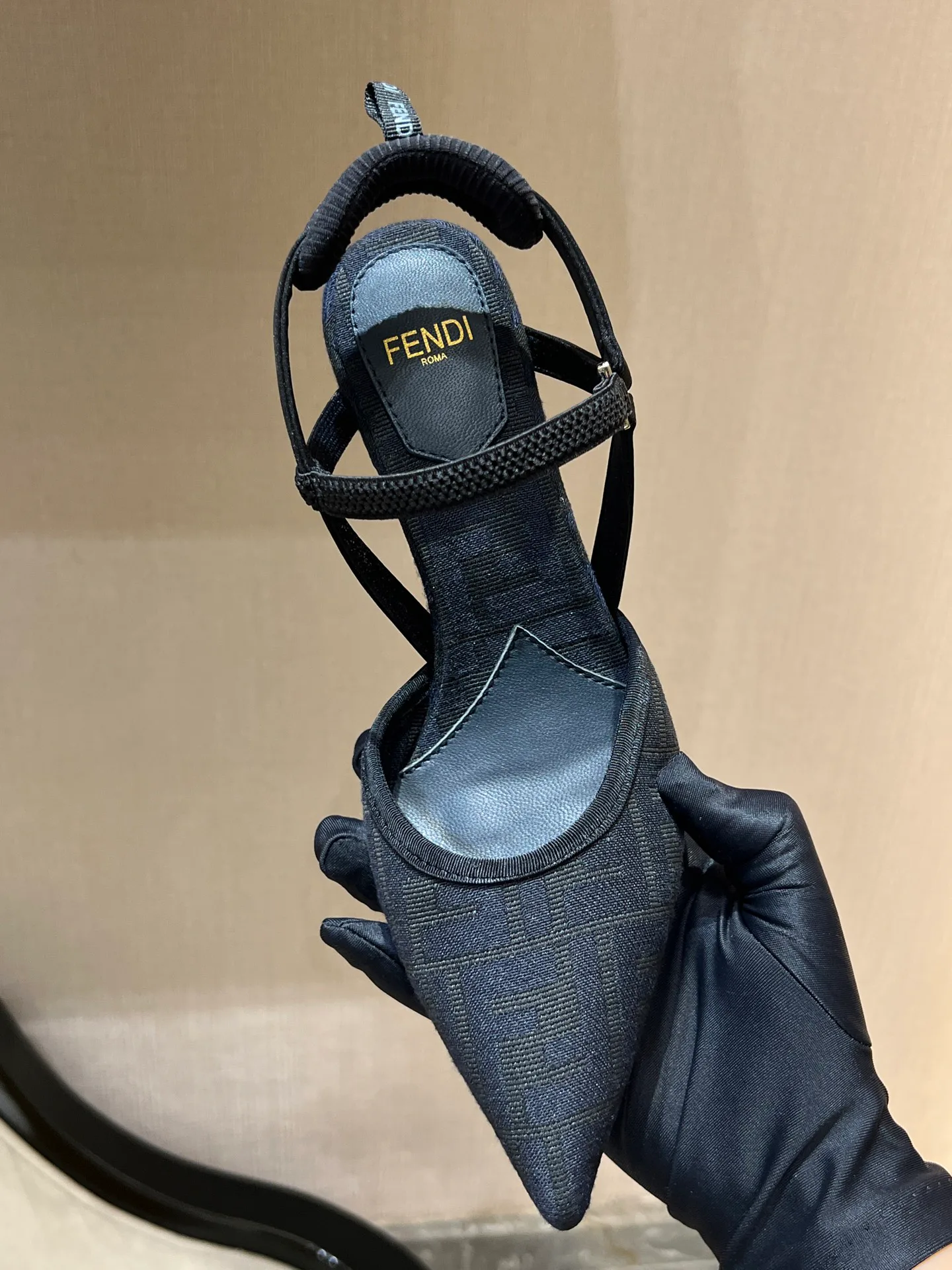 Туфли Женские Fendi 17392051