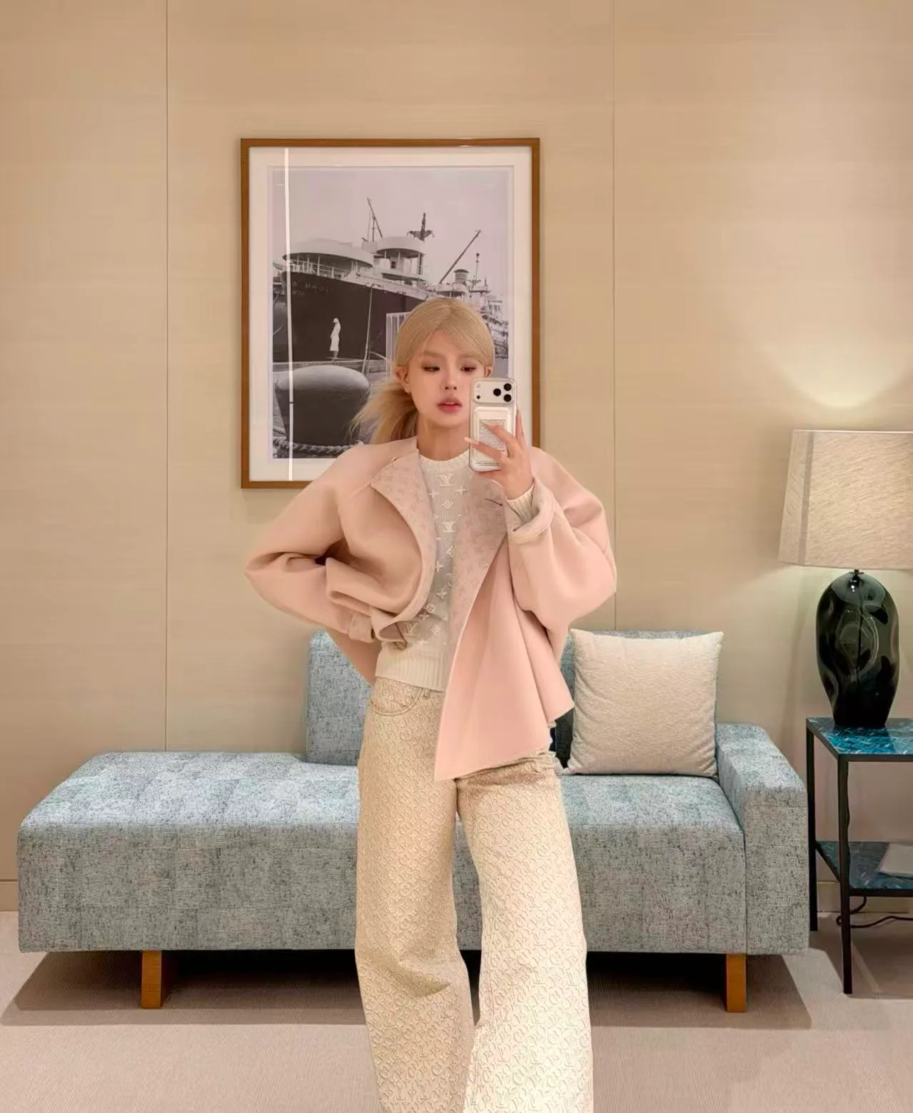 Джинсы Женские Louis Vuitton 11586416