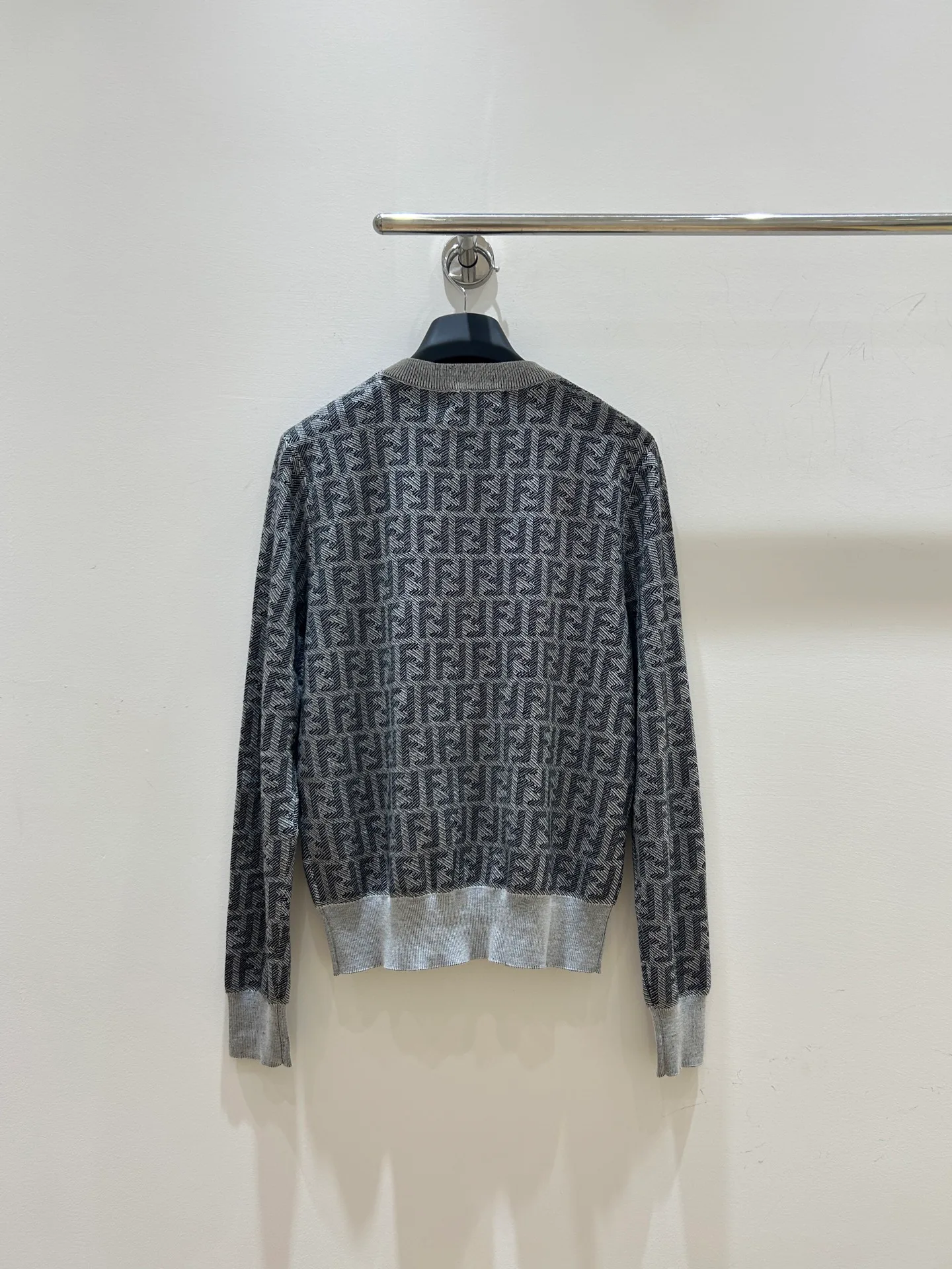 Джемперы И Свитеры Женские Fendi 437137