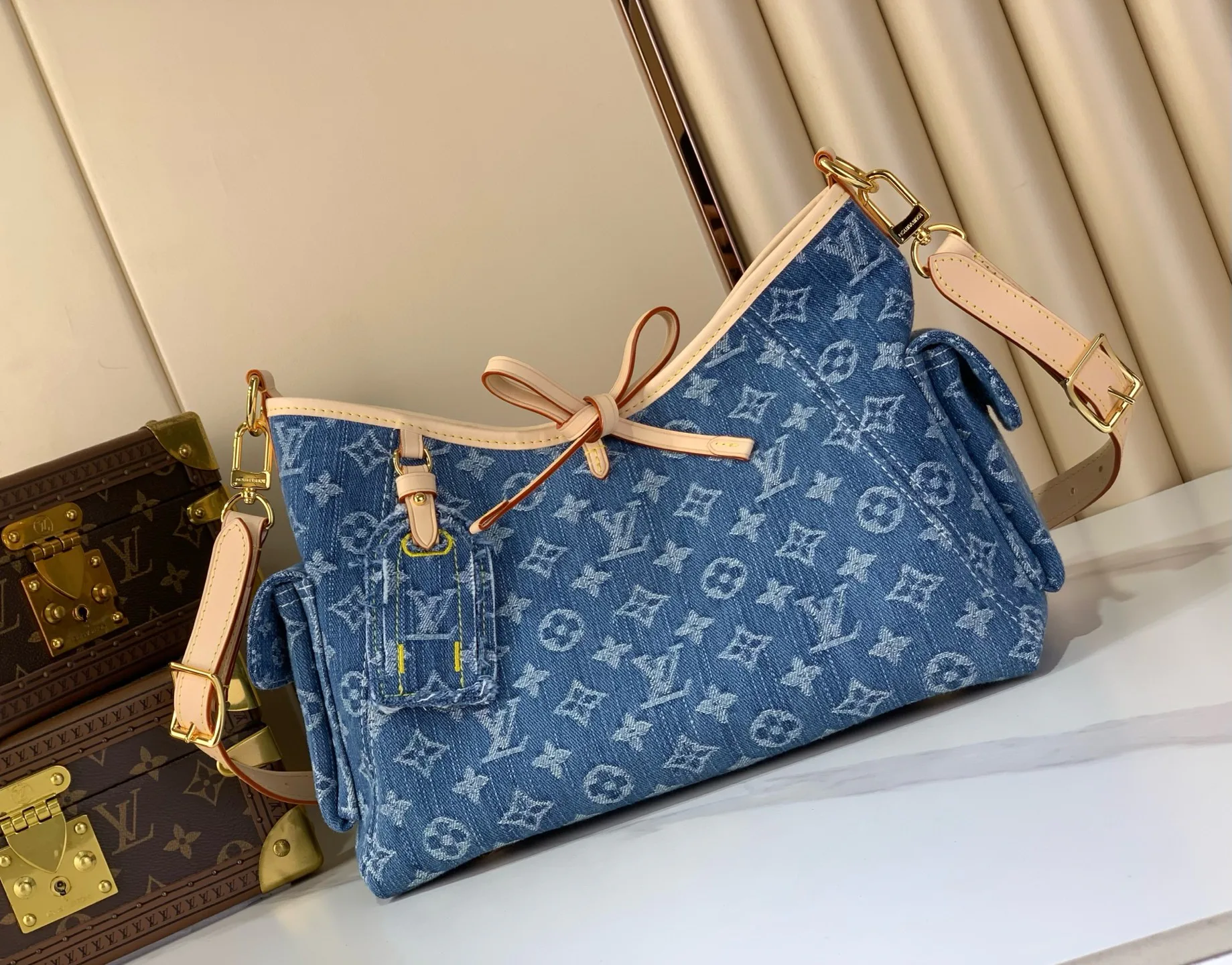 Сумки На Ремне Женские Louis Vuitton 11727936