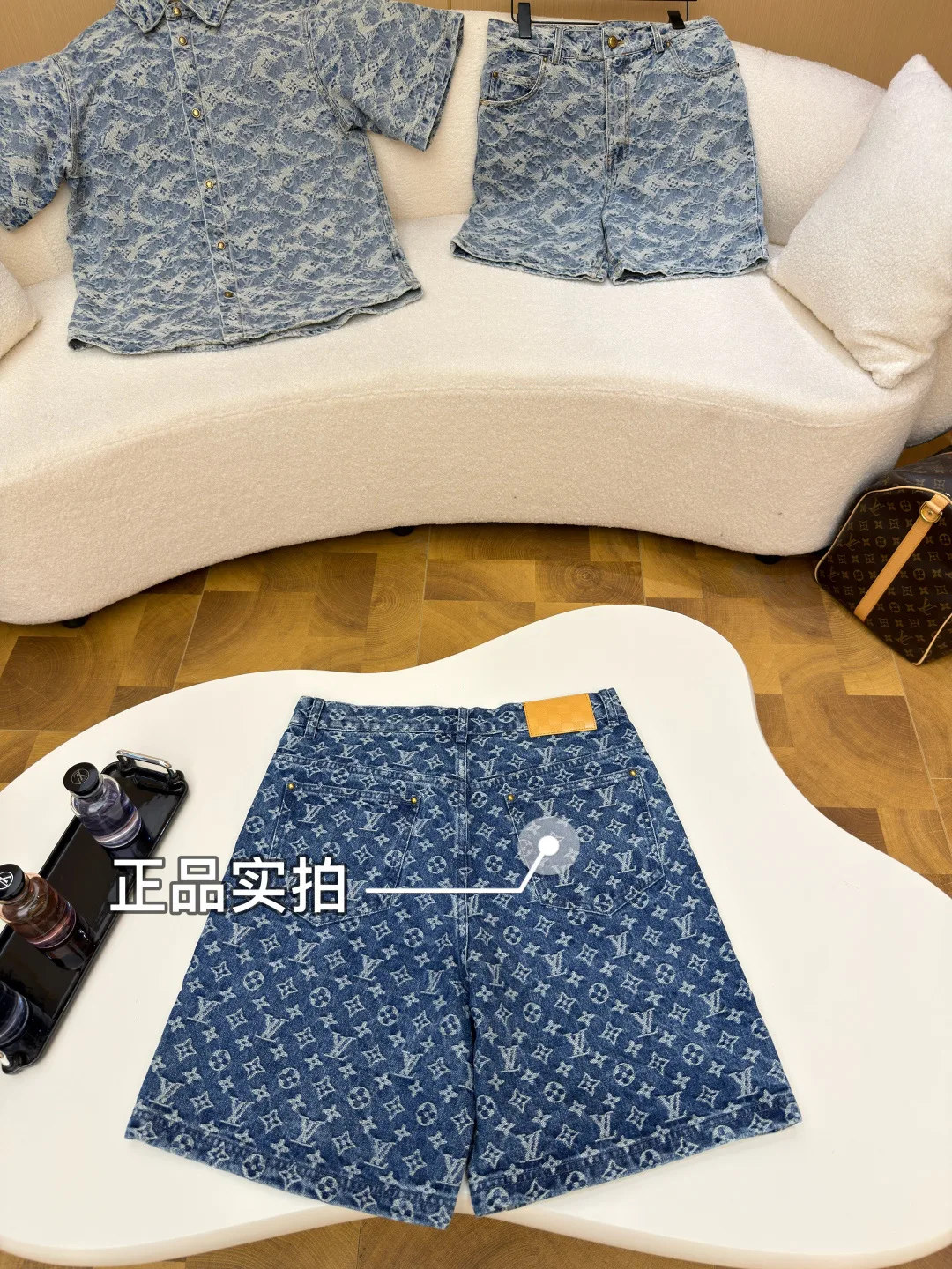 Шорты Мужские Louis Vuitton 13077110