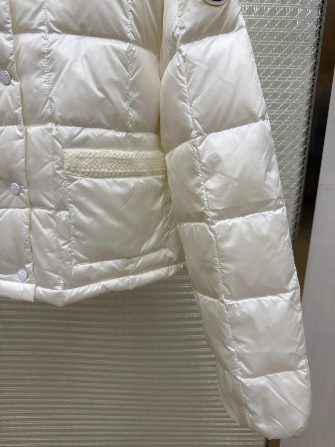 Куртки И Пуховики Женские Moncler 18612872