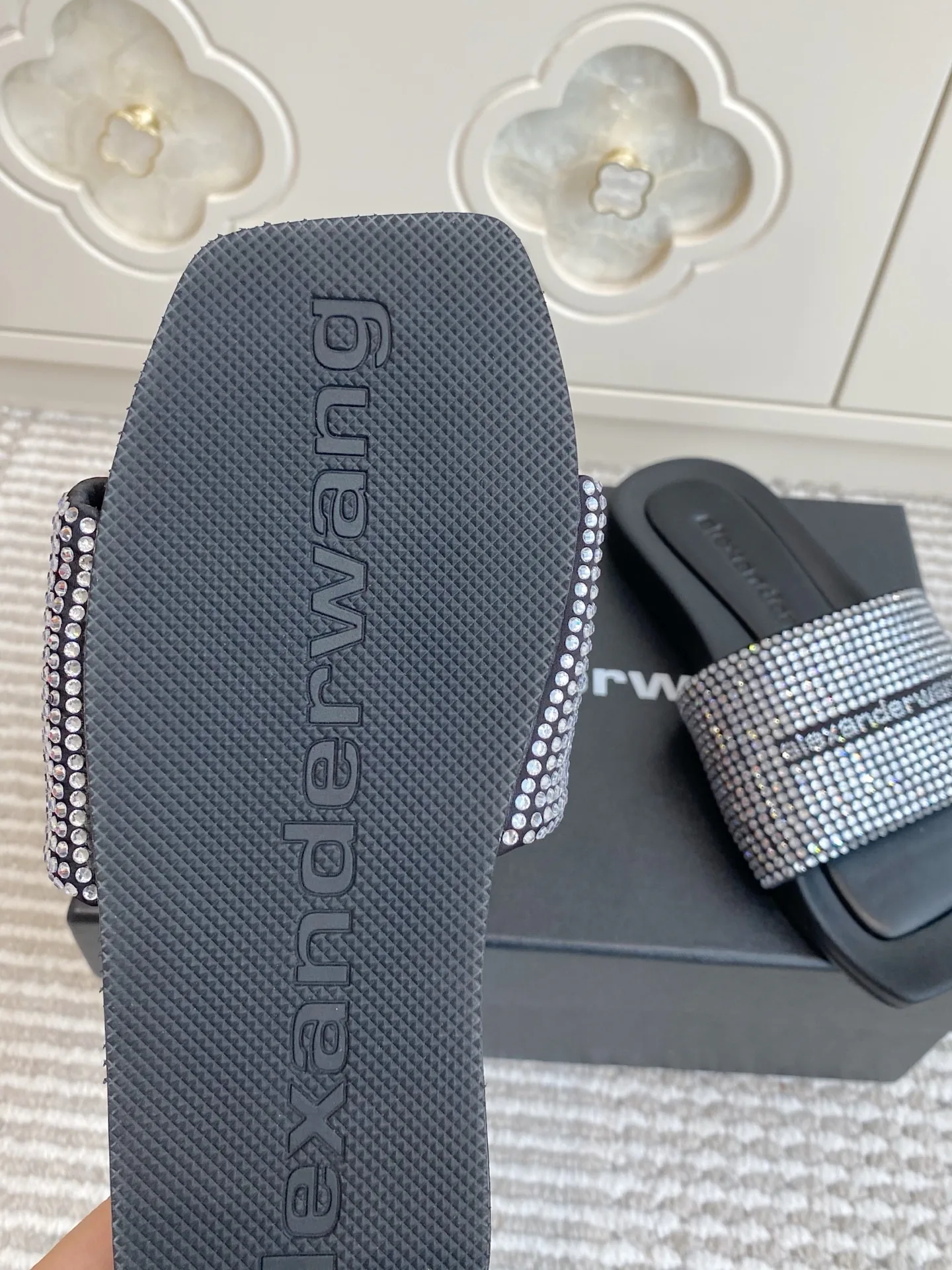 Шлепанцы Женские Alexander Wang 11777616