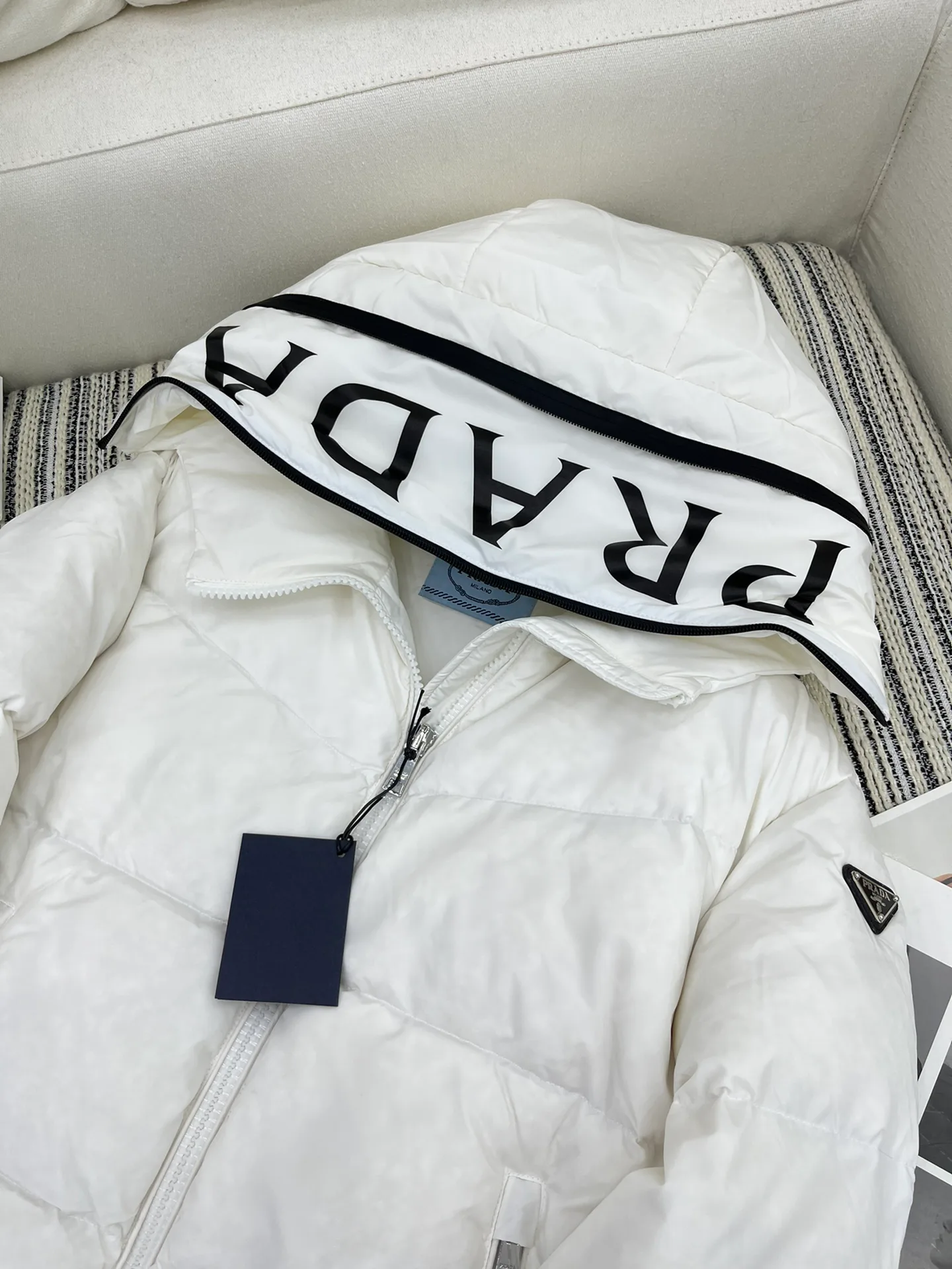 Куртки И Пуховики Женские Prada 863435